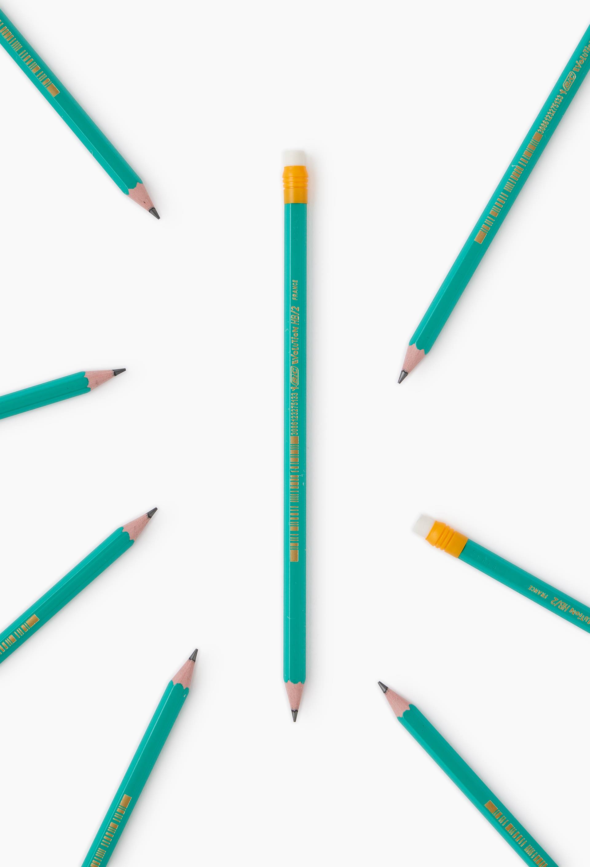8 CRAYONS GRAPHITE HB, , large image number 0.0