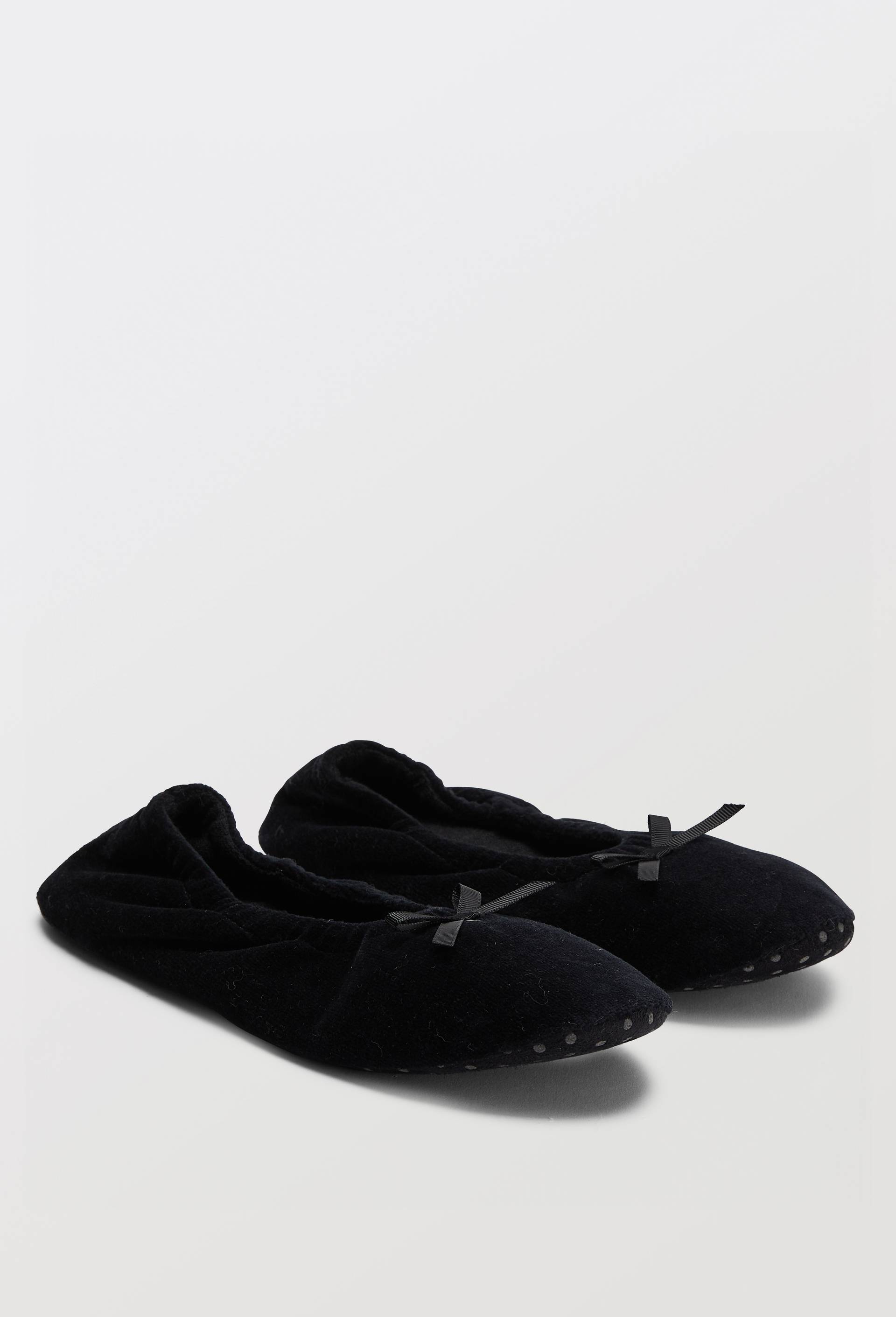 Ballerines unies en velours, Noir, swatch image