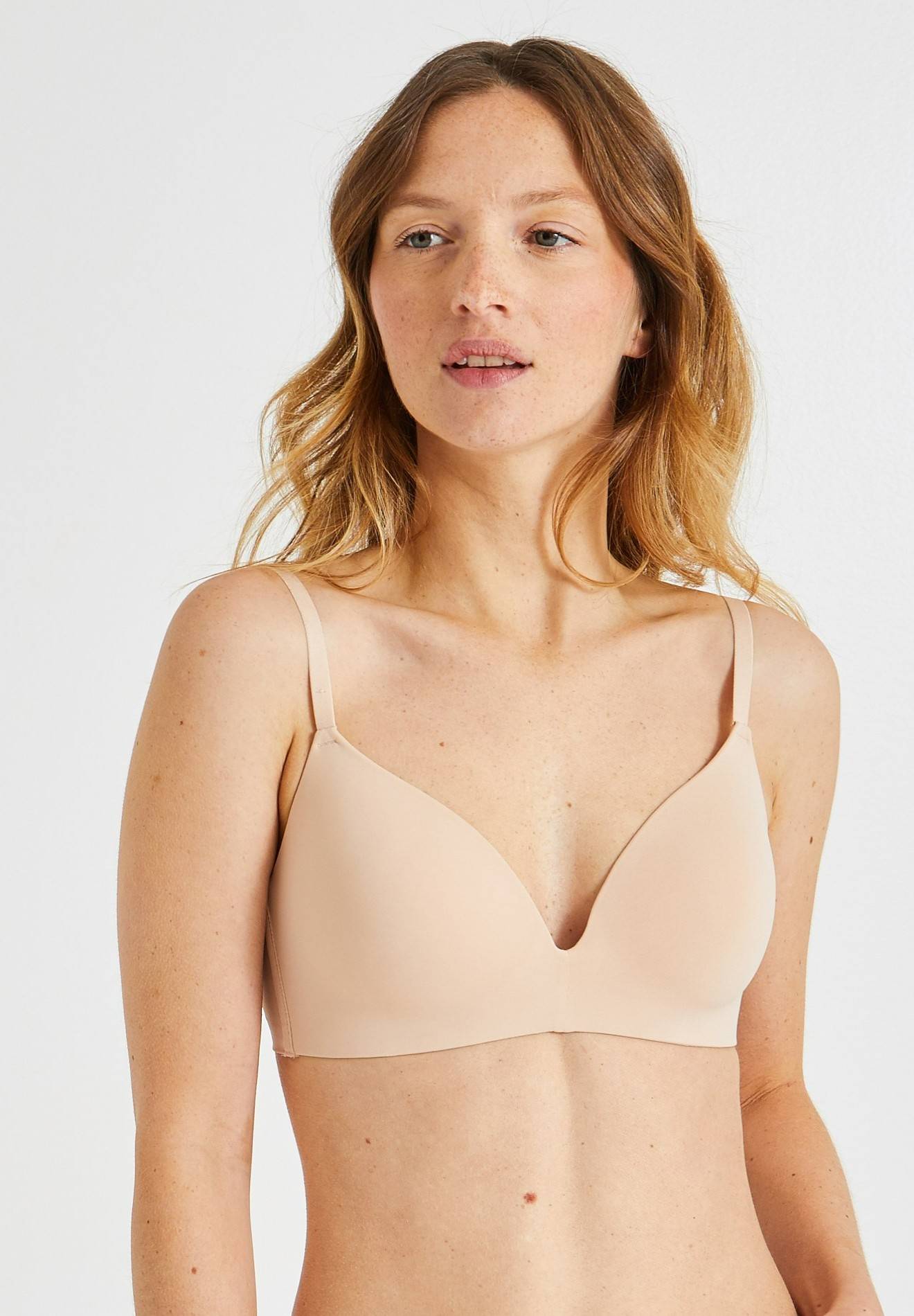 Soutien-gorge triangle moul&eacute; invisible ALEXIA en microfibre, Rose clair, large image number 3
