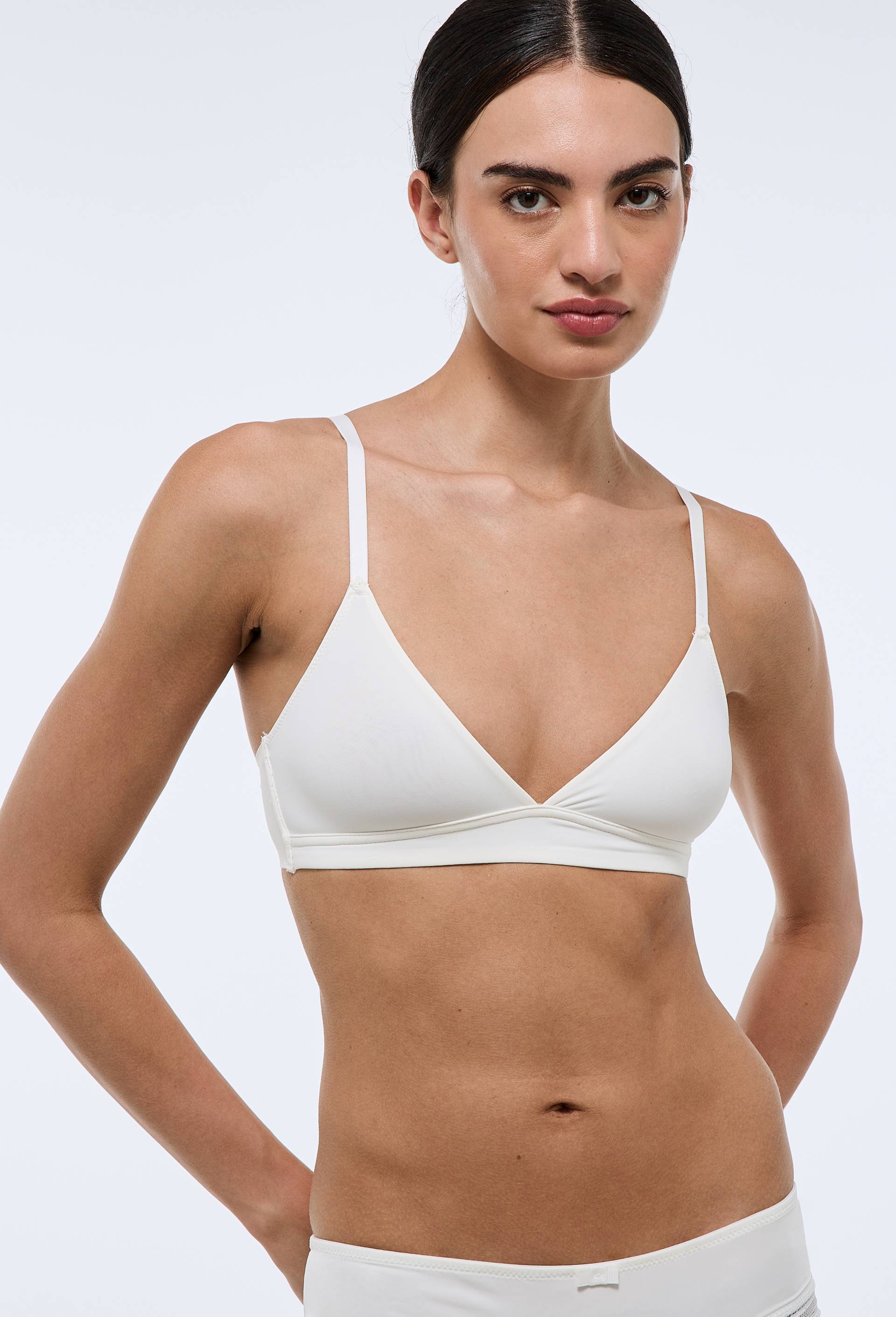 Soutien-gorge triangle invisible ALEXIA en microfibre, Ecru, large image number 0