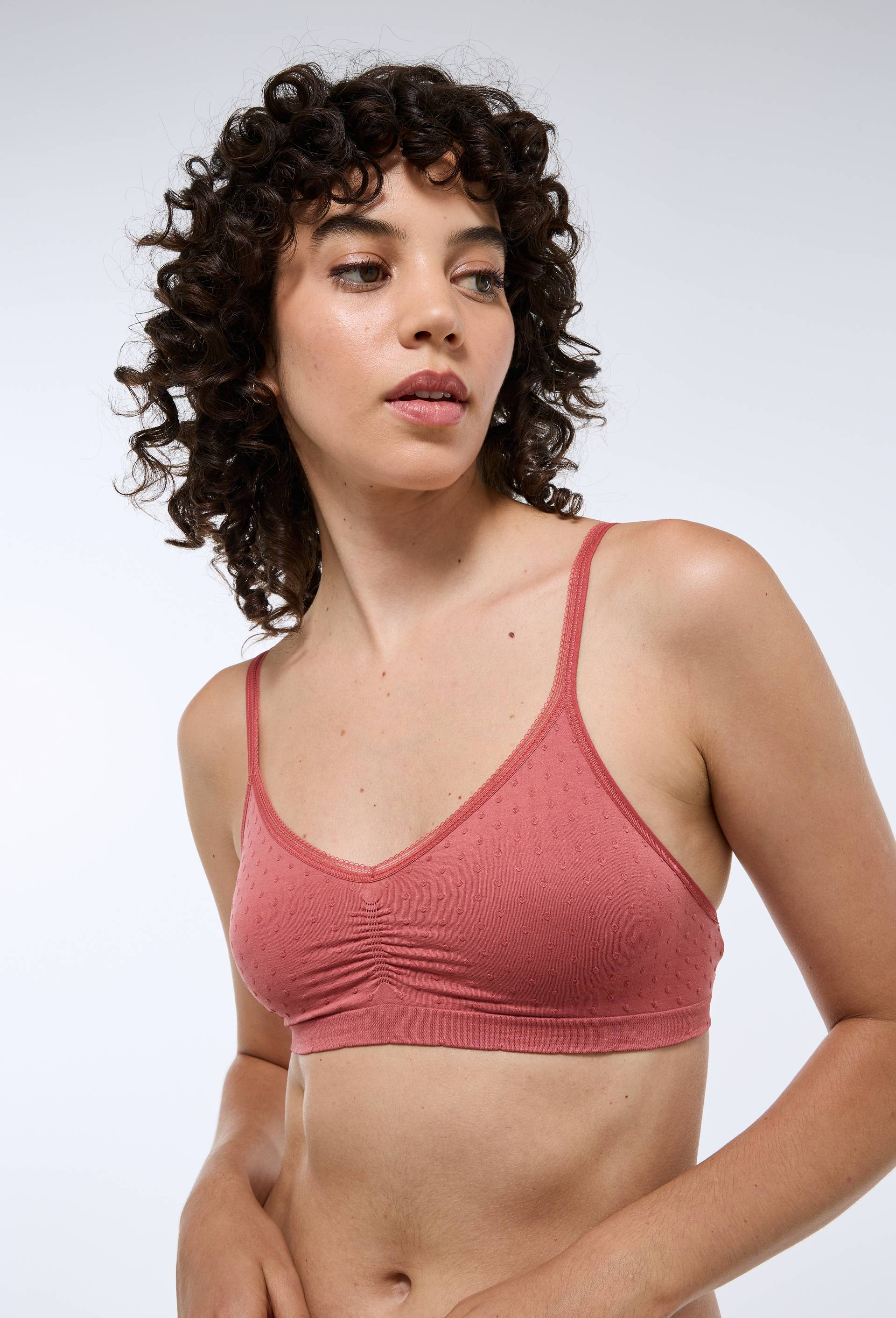 Lot de 2 brassi&egrave;res plumetis sans coutures, Rose fonc&eacute;, large image number 3.0