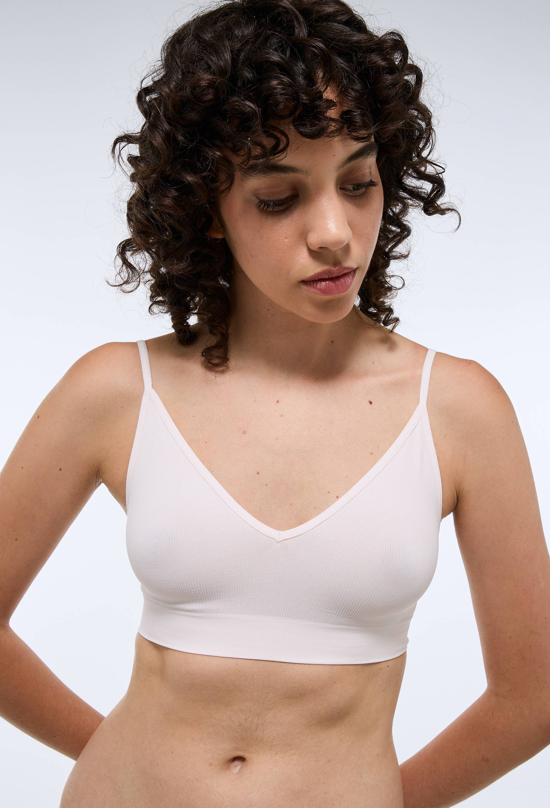 Lot de 2 brassi&egrave;res sans coutures avec fils m&eacute;tallis&eacute;s, Rose fonc&eacute;, large image number 1
