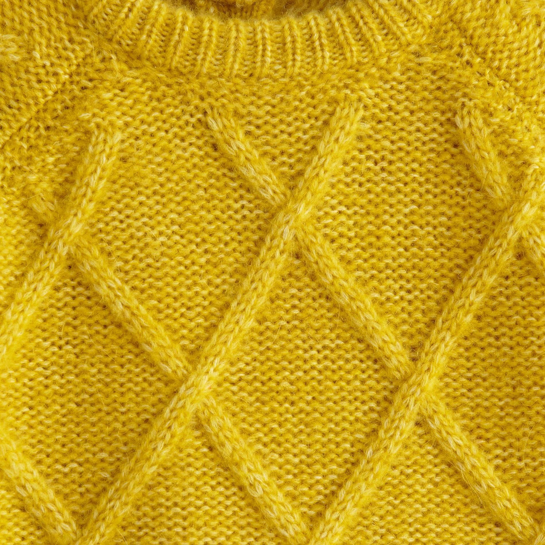 Pull torsade, Ocre, large image number 2.0
