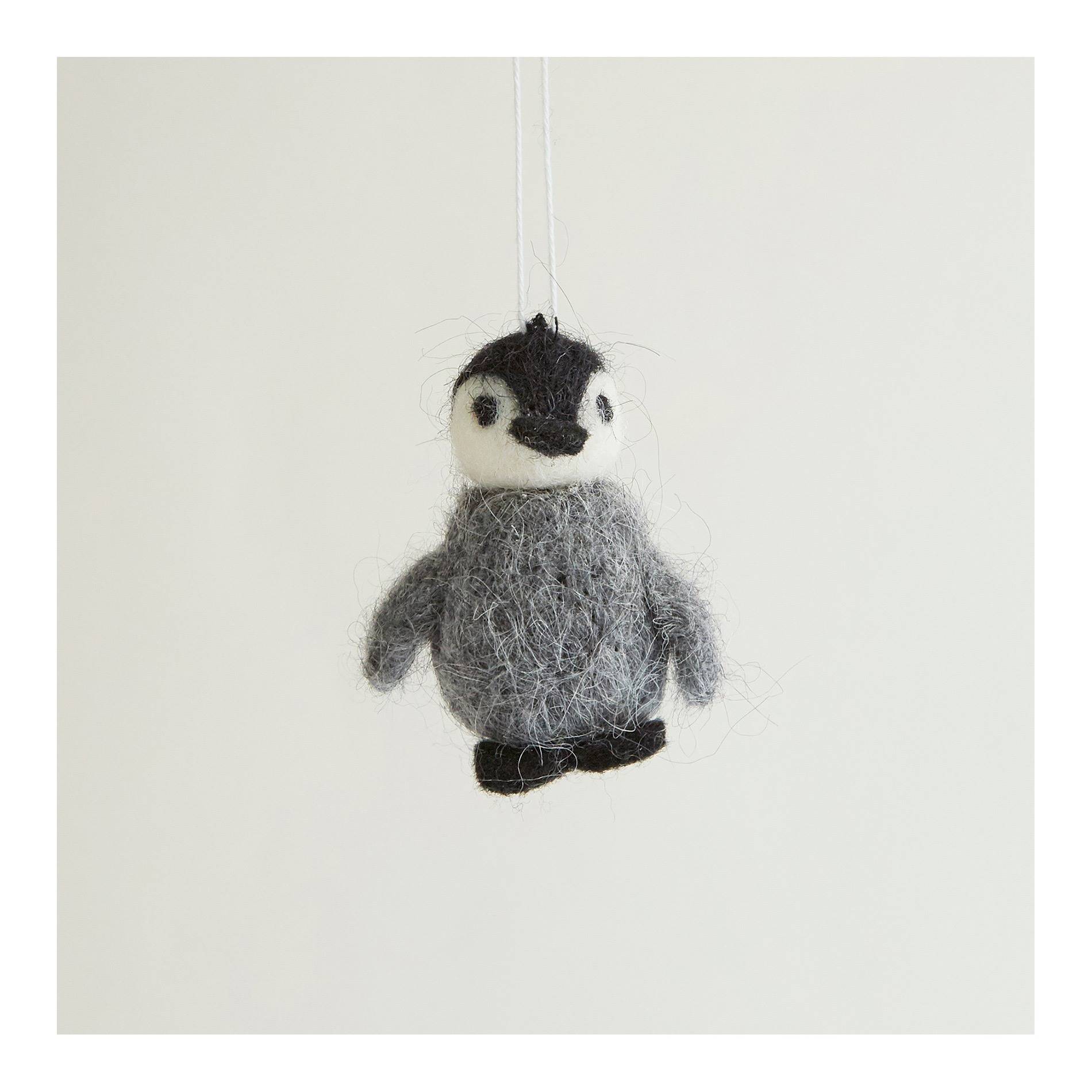 Petit pingouin en laine, Noir, large image number 1