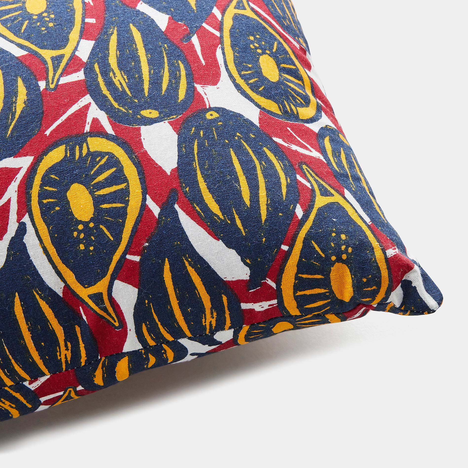 Coussin imprimé figues, Rouge, large image number 1.0