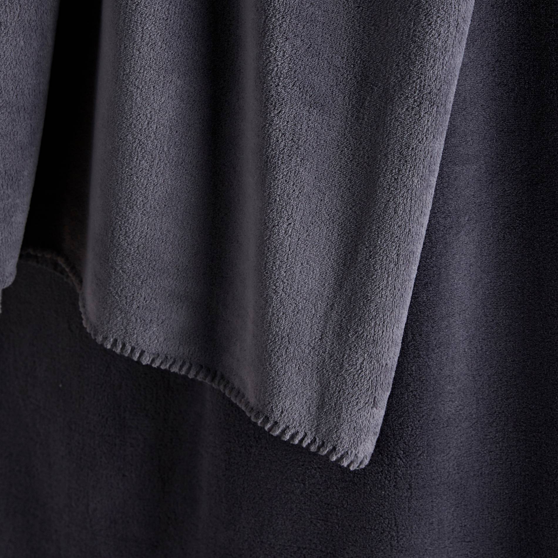 Plaid microfibre, Bleu marine, large image number 1