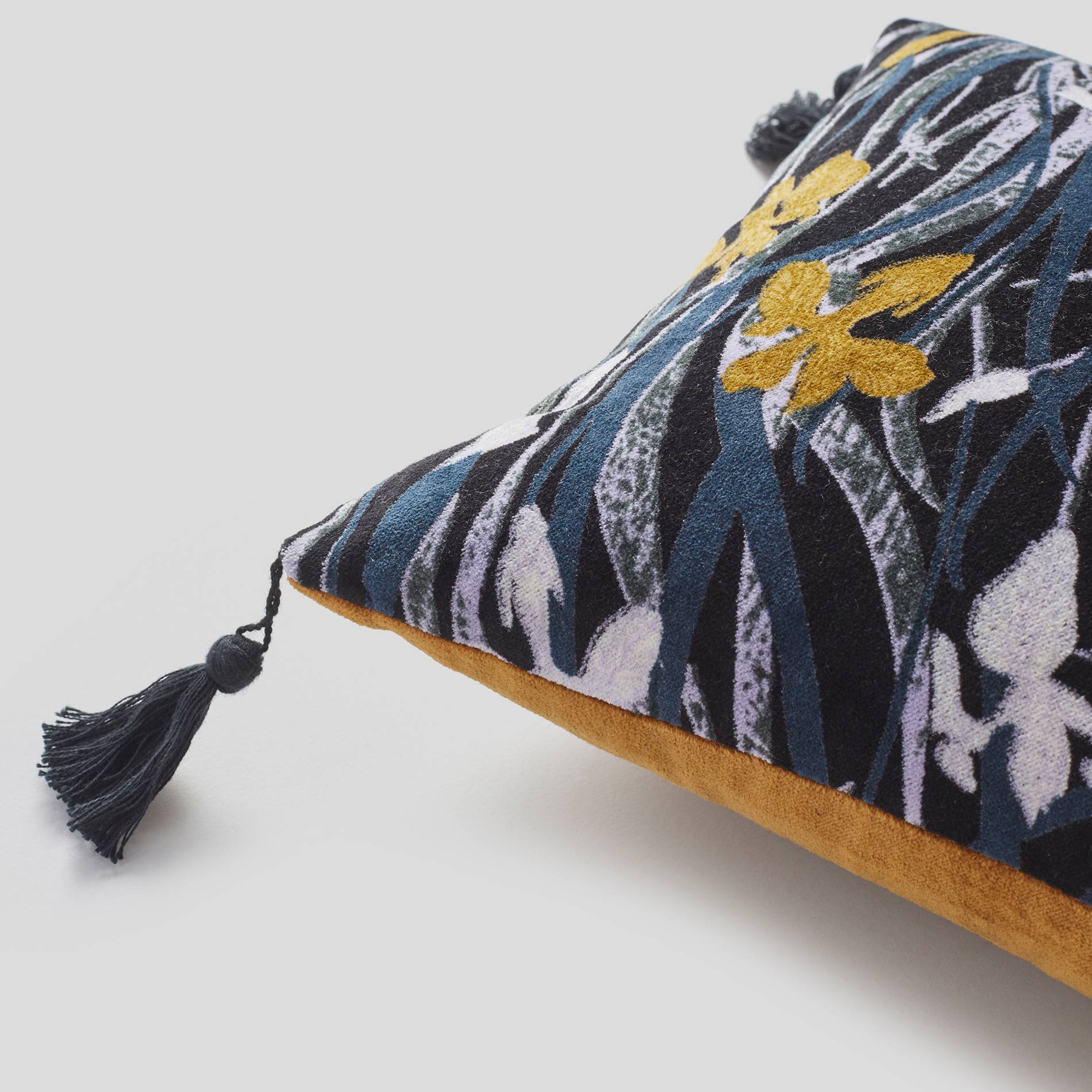 Coussin en velours, 30x40cm, Bleu marine, large image number 1.0