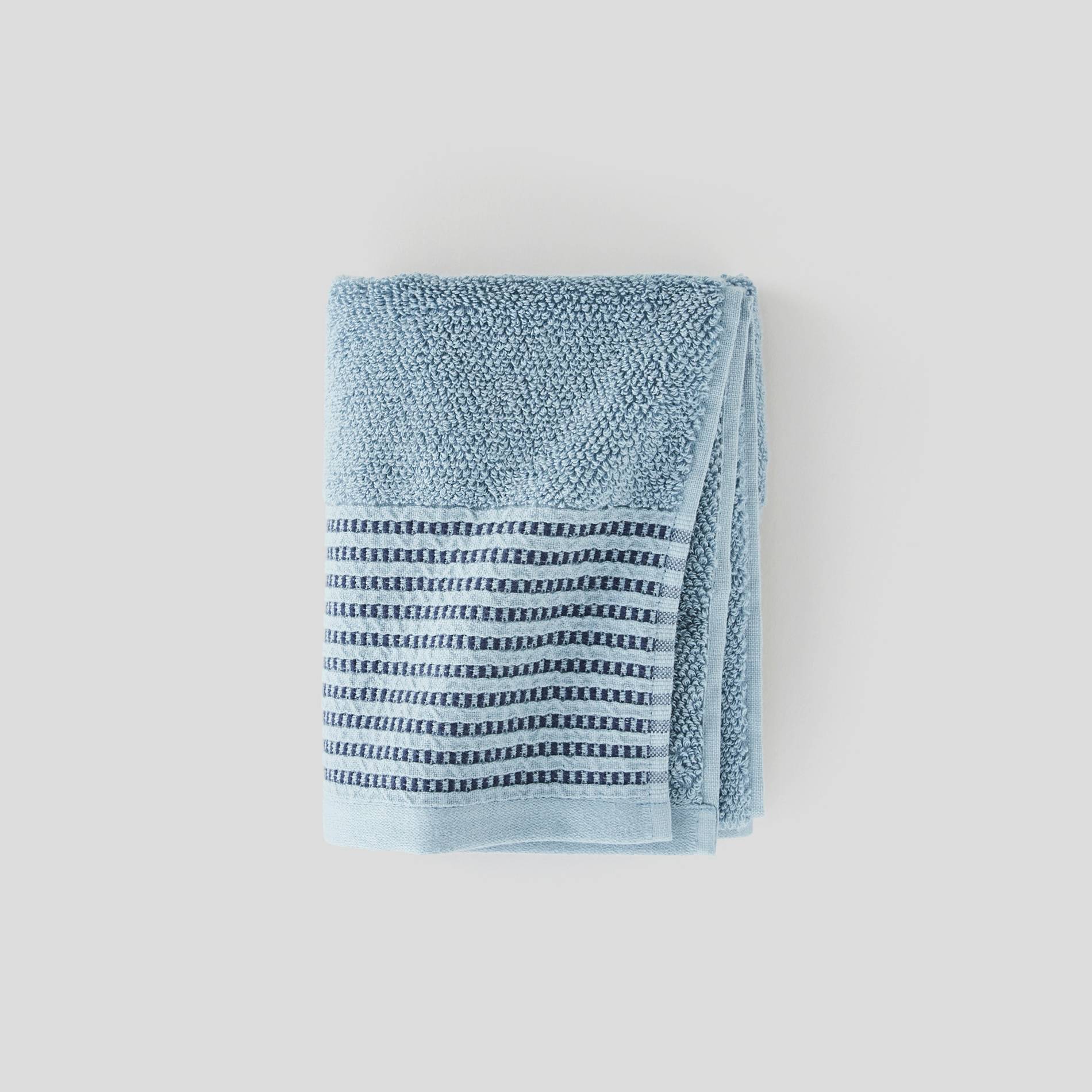 Serviette de toilette avec liteau brodé - 50x90cm, Bleu gris, large image number 0
