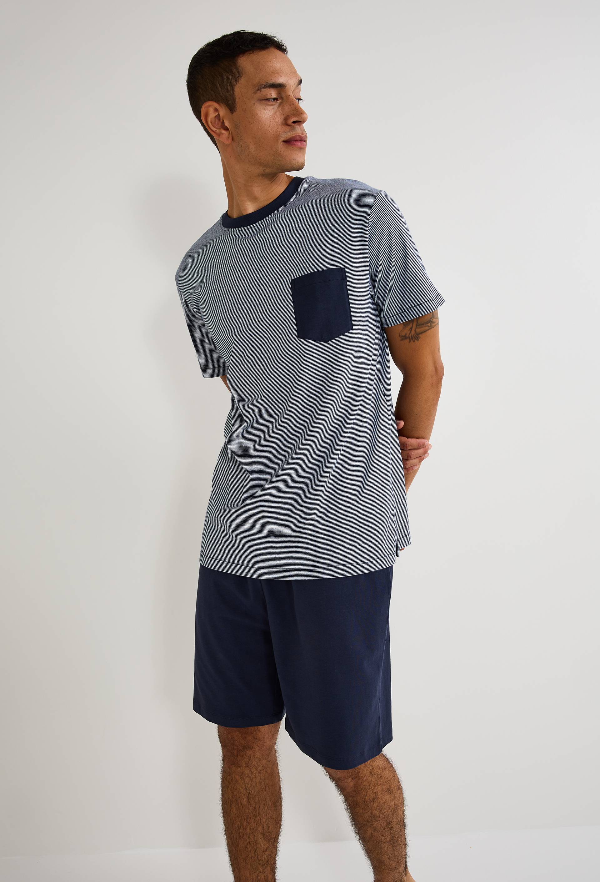 Pyjama T-shirt manches courtes ray&eacute; et Short en jersey de coton BIO GOTS, Bleu fonc&eacute;, large image number 1.0