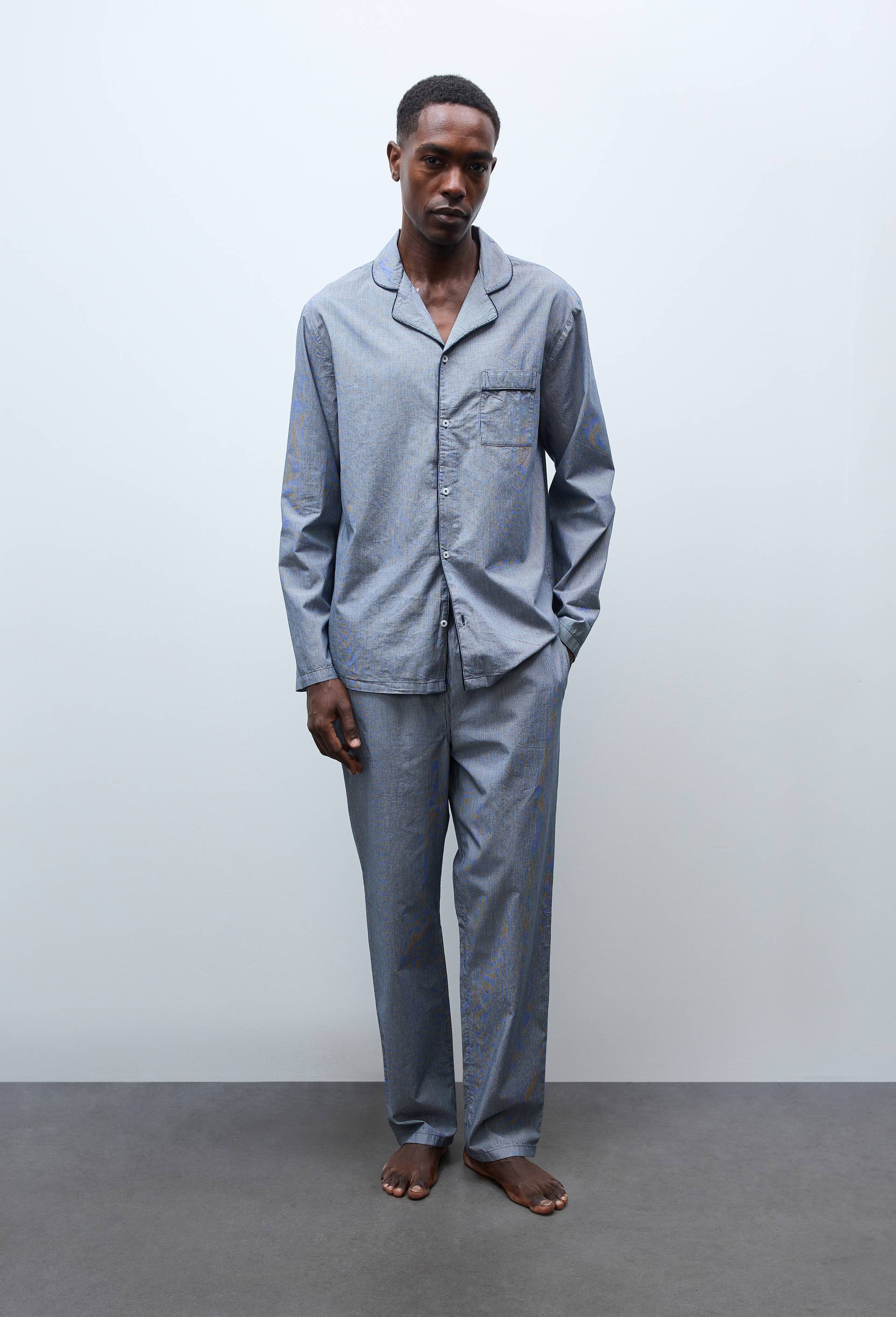 Pyjama Chemise manches longues et pantalon ray&eacute; en coton BIO GOTS, Bleu fonc&eacute;, large image number 1.0