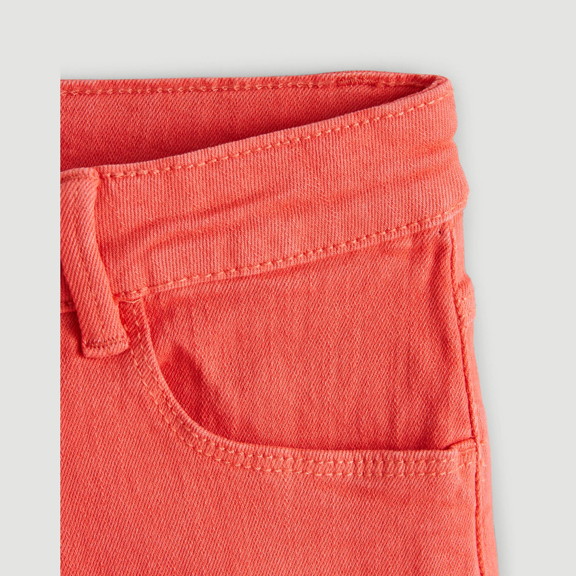 Short, Rouge, large image number 2