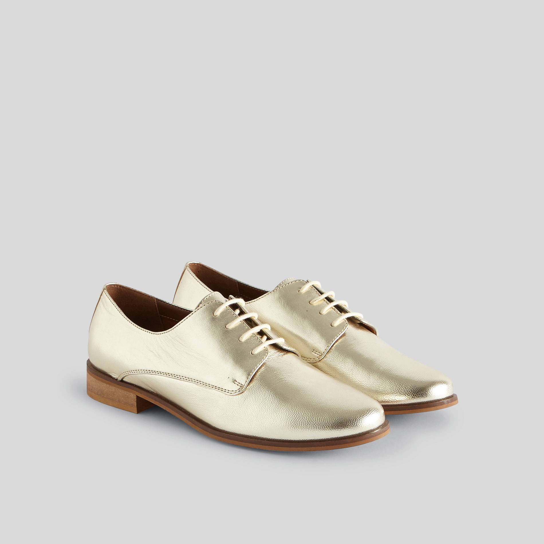 Derbies, Or, large image number 2.0