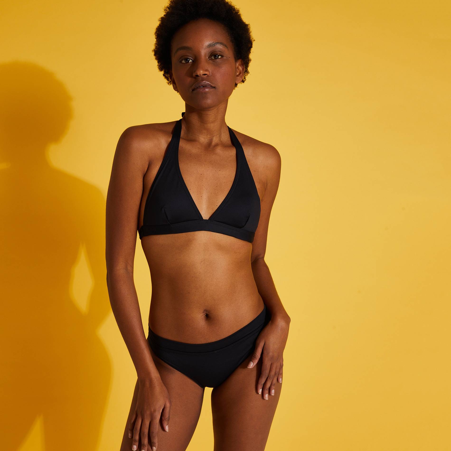 Haut de maillot de bain, forme triangle, Noir, large image number 2