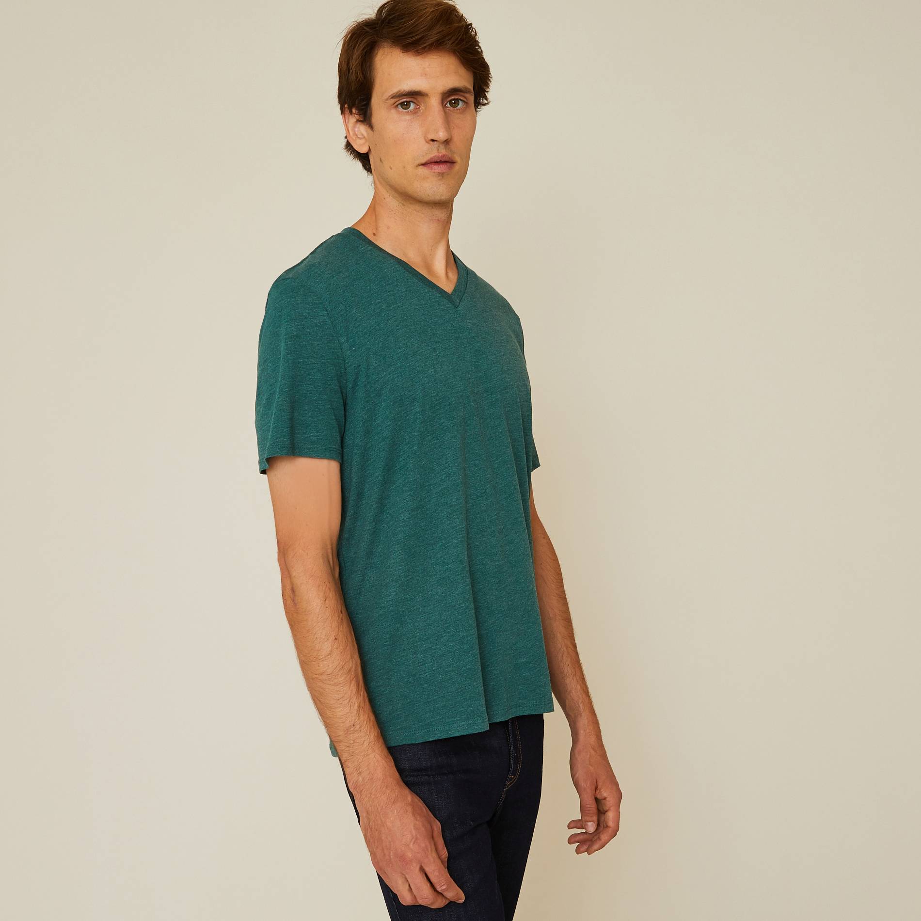 T-shirt manches courtes col v contenant du coton BIO, Vert foncé, large image number 0.0