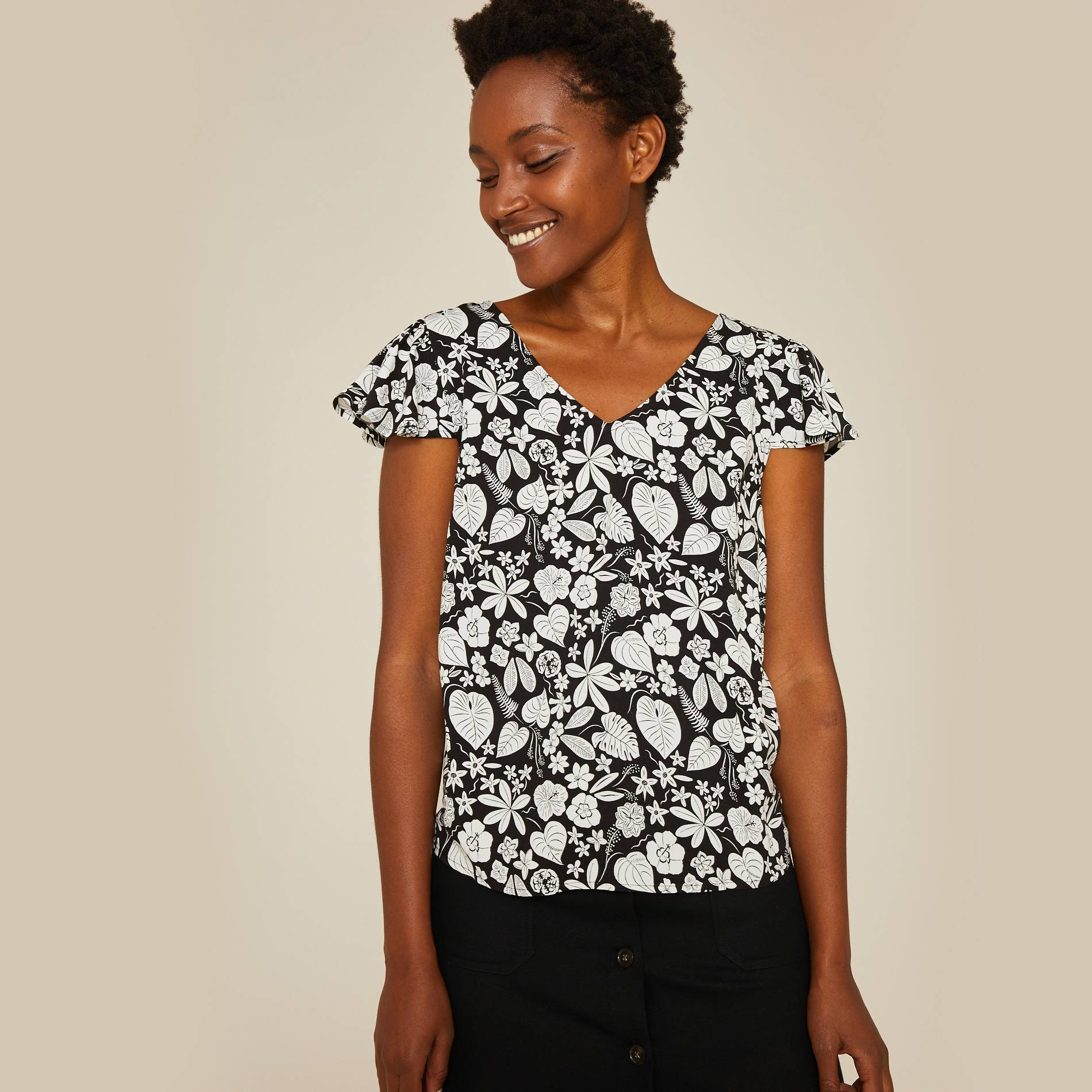 Top col V imprimé floral, Noir, large image number 0.0