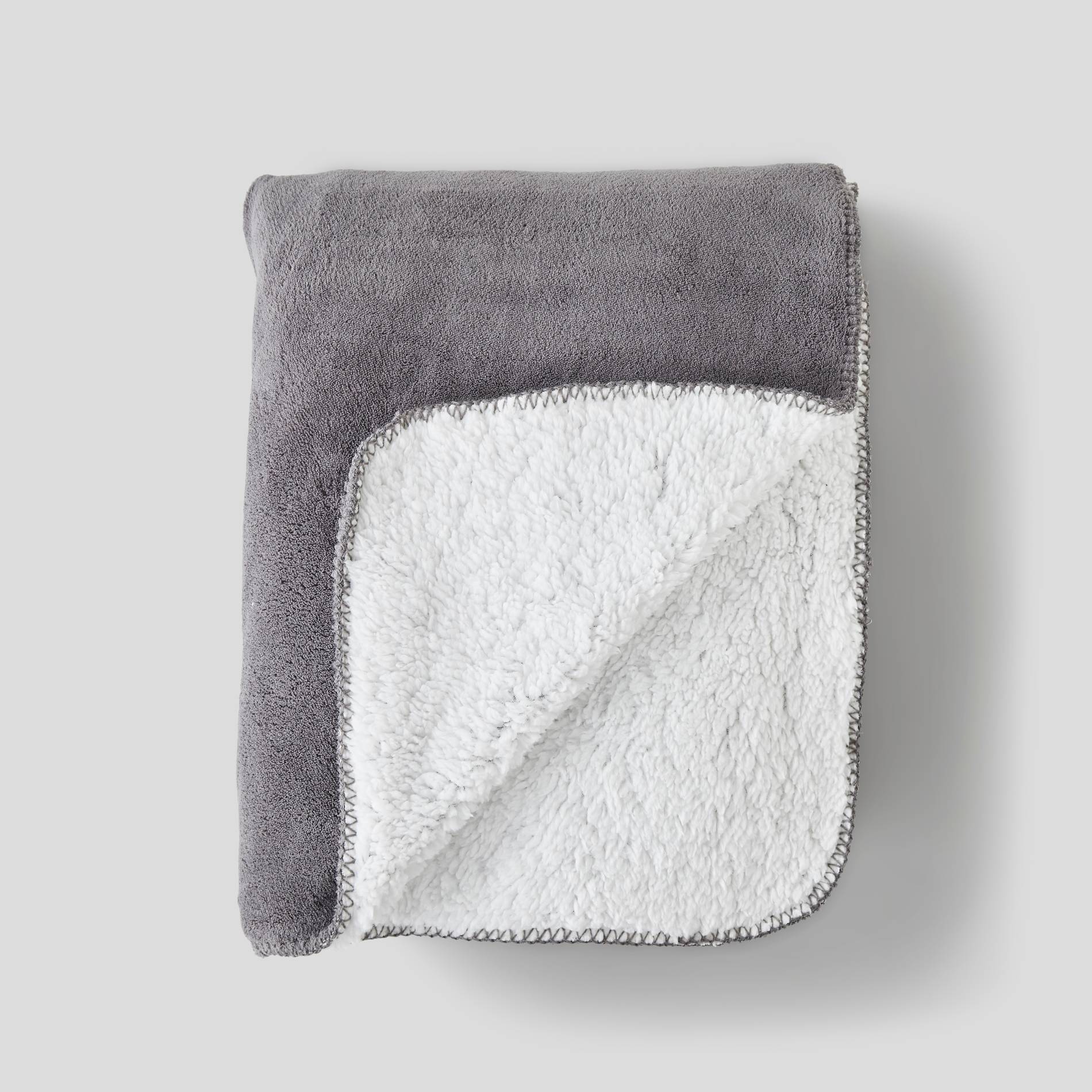 Plaid doudou microfibre, 130x170cm, Gris foncé, large image number 0.0