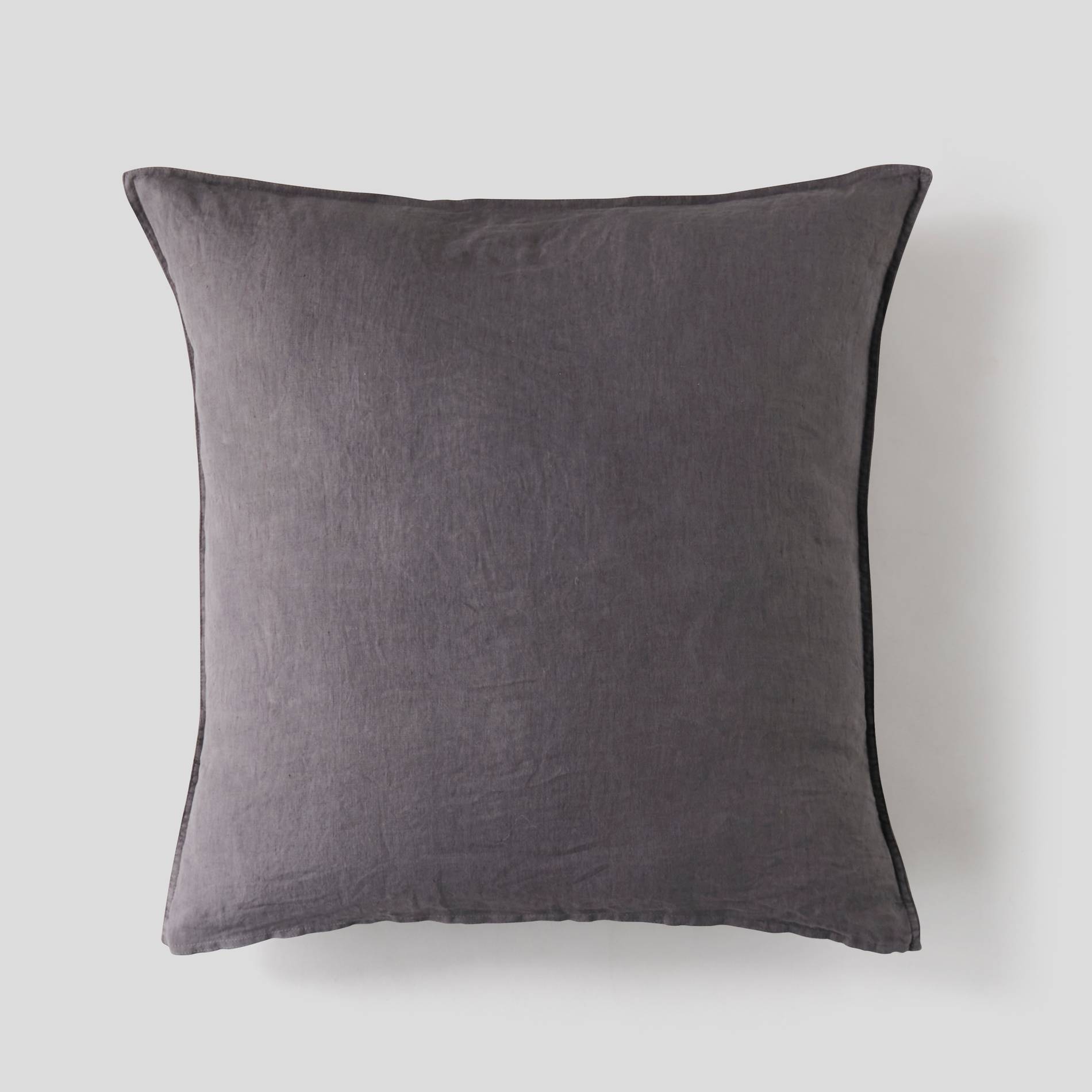 Taie d'oreiller carrée, 63x63cm, lin lavé, Gris foncé, large image number 0