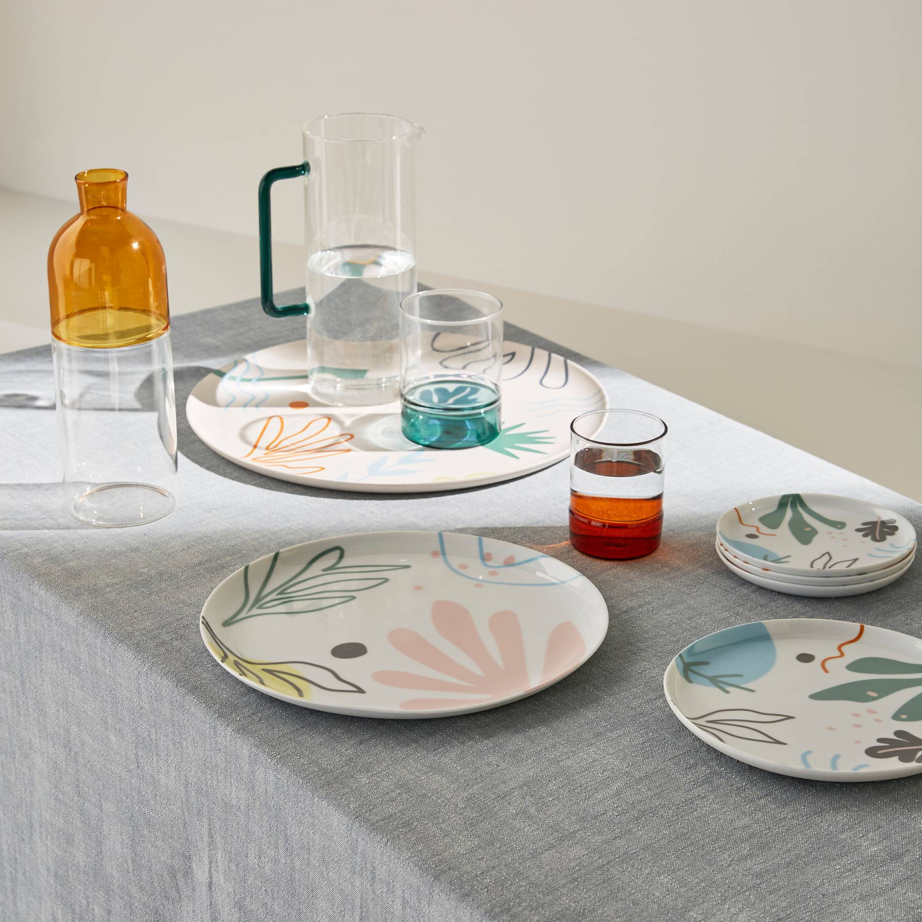 Assiette plate, Graphisme, Ecru, large image number 2