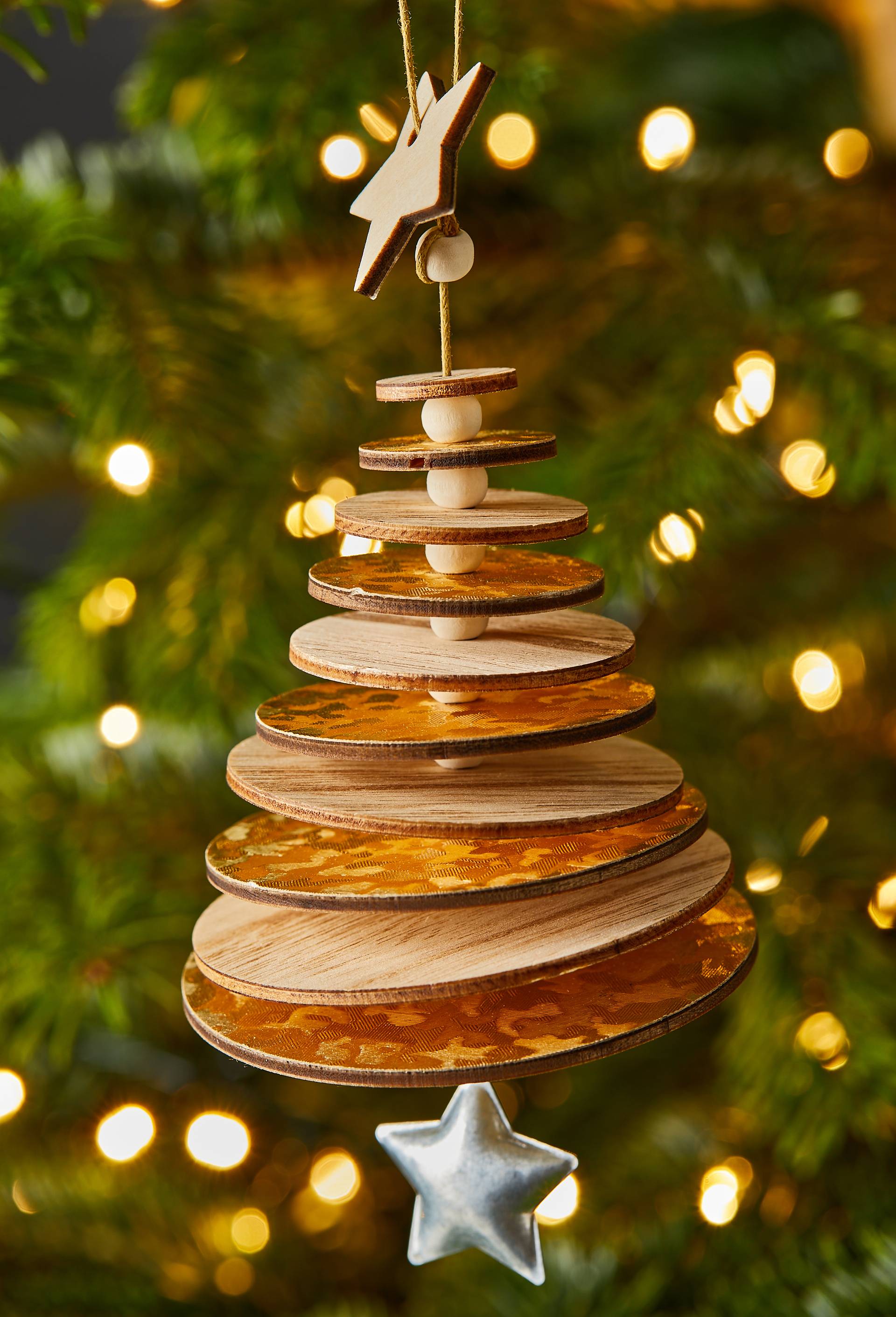 Ornement sapin, 8.5cm, en bois, Multicolore, large image number 0