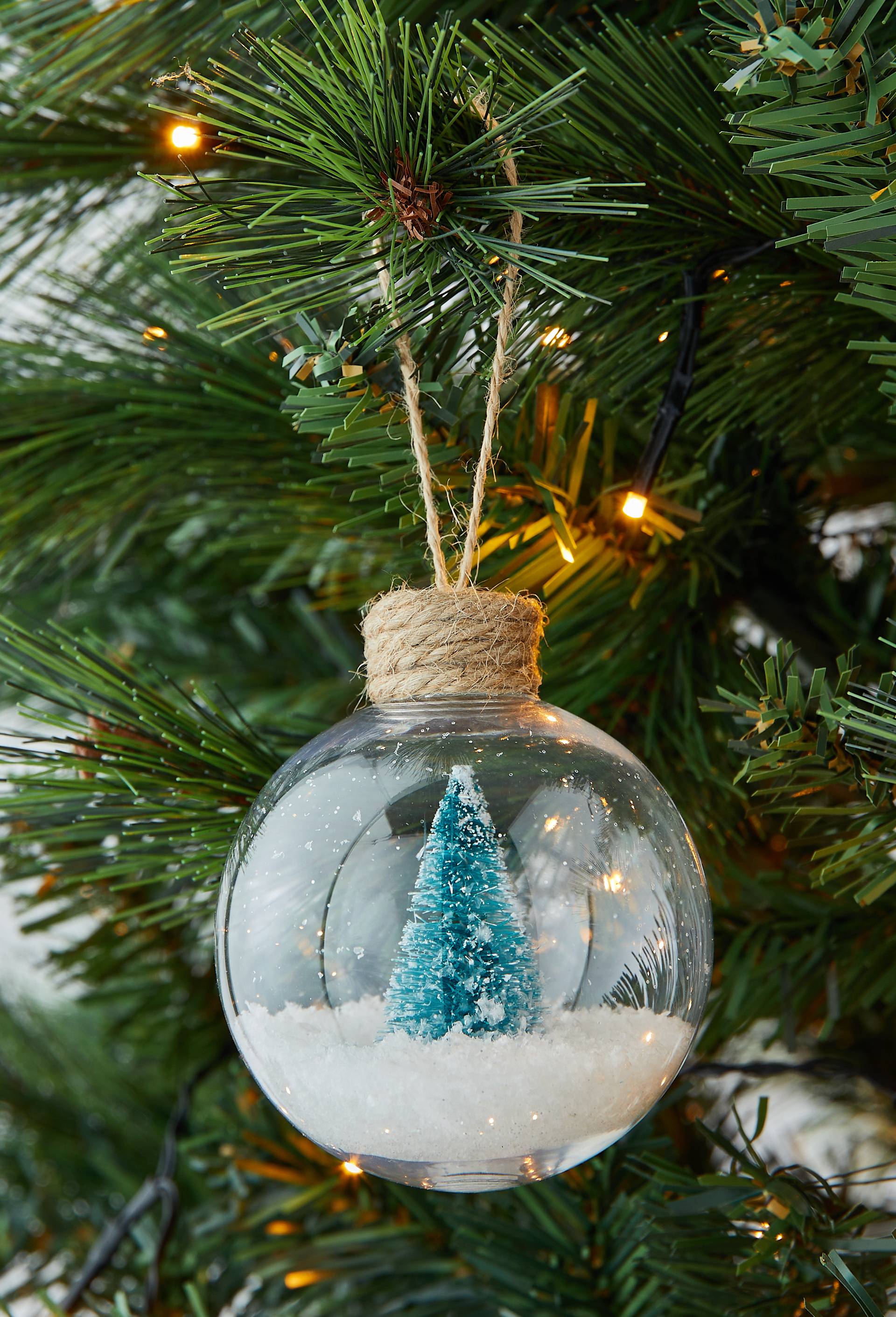 Boule for&ecirc;t de No&euml;l, 8cm, en plastique, Transparent, large image number 1