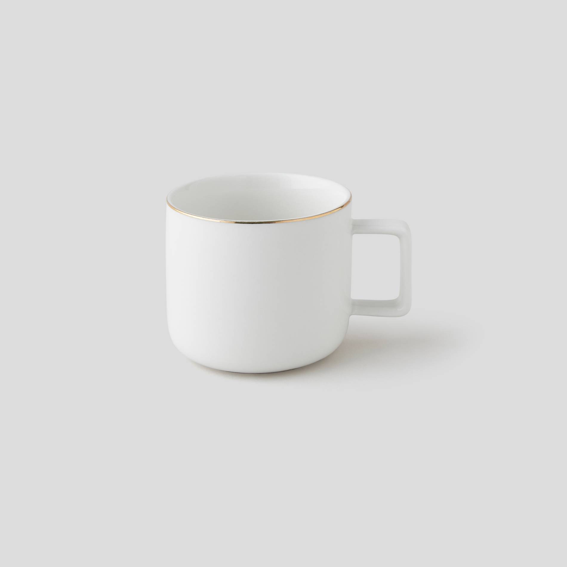 Tasse à chocolat, liseré doré, Blanc, large image number 0.0