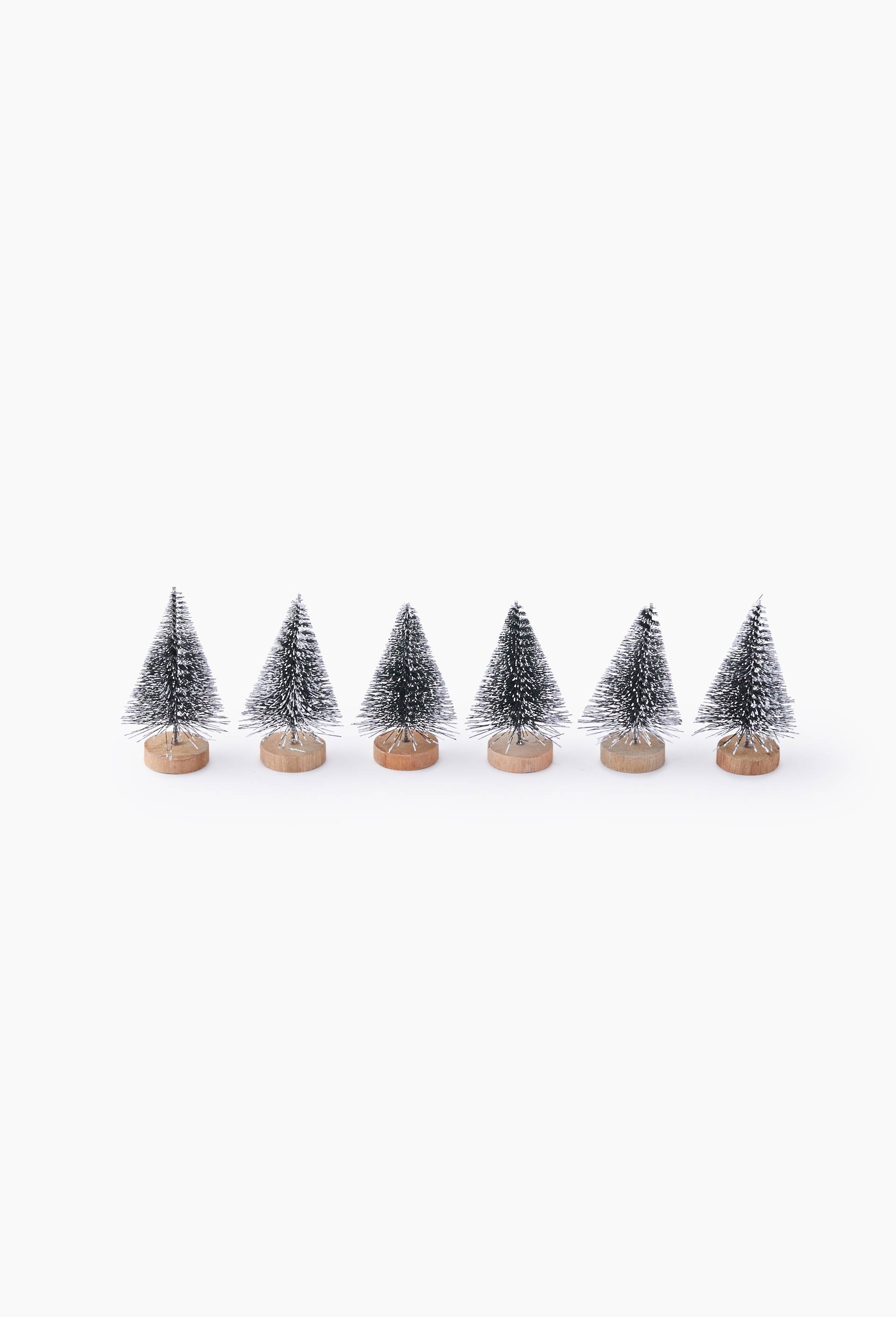 Boite de 6 mini sapins, 6cm, en plastique, Vert, large image number 0.0