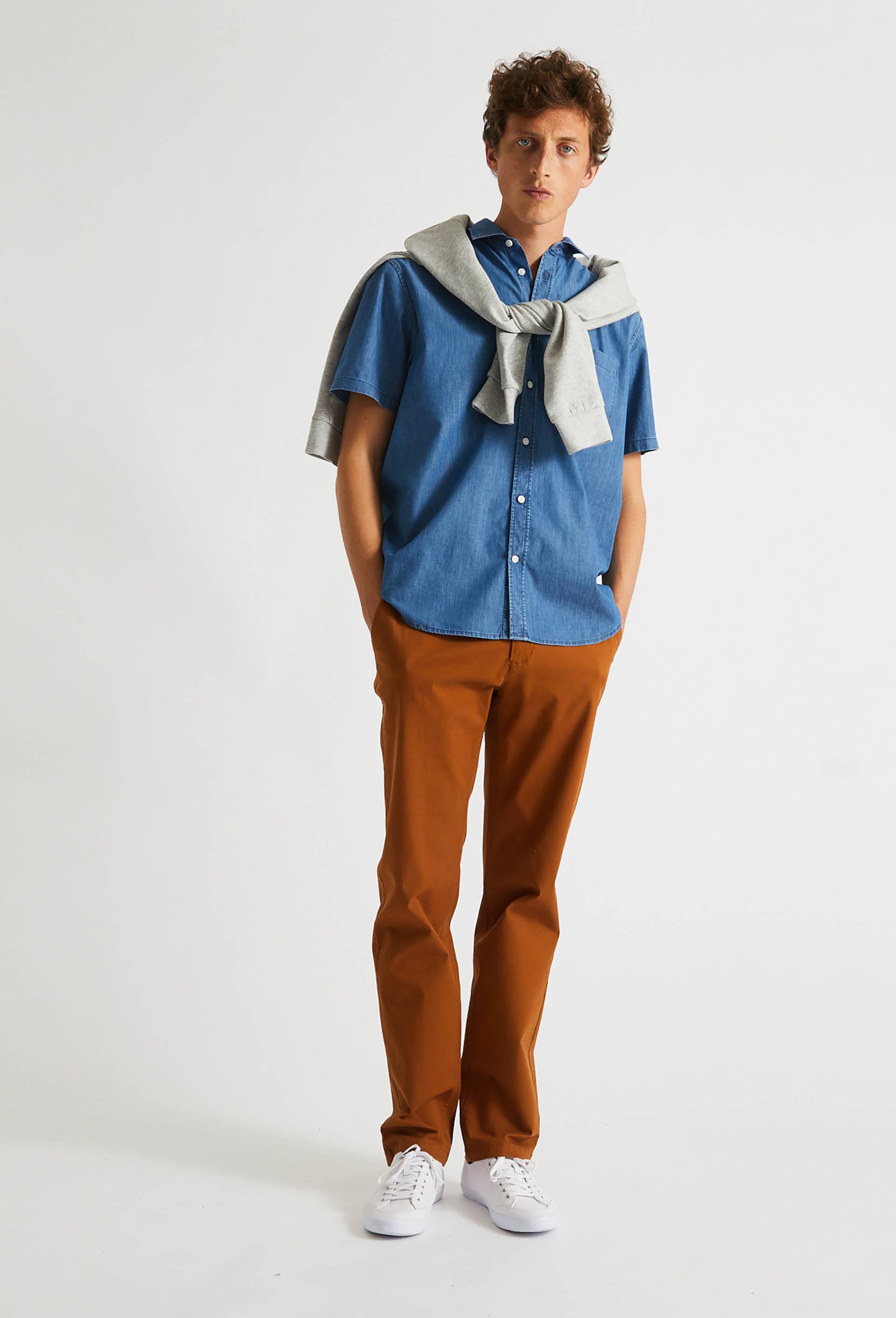 Pantalon chino straight en coton BIO, Brun clair, large image number 0