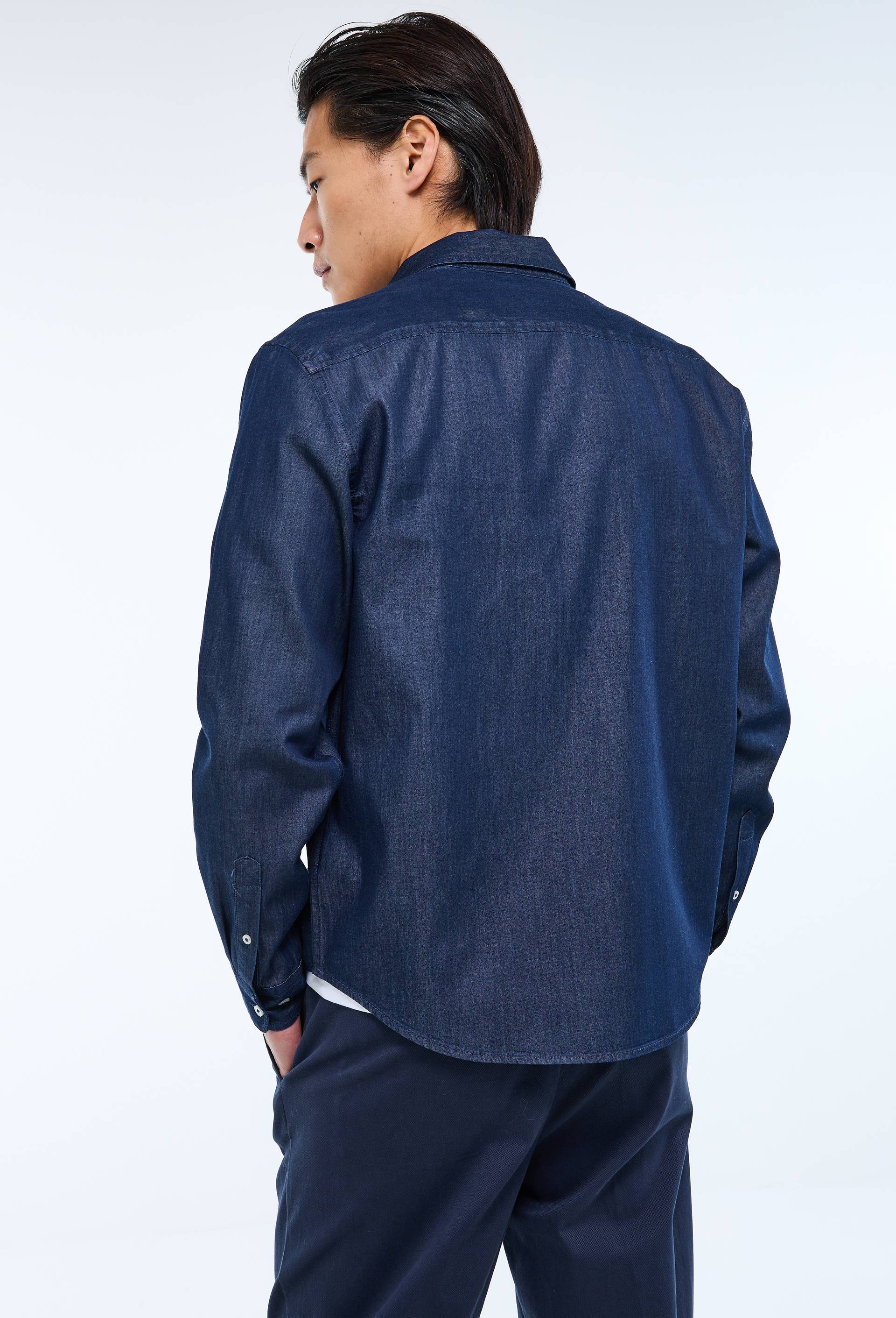 Chemise manches longues chambray jean en coton BIO GOTS, Bleu fonc&eacute;, large image number 2.0