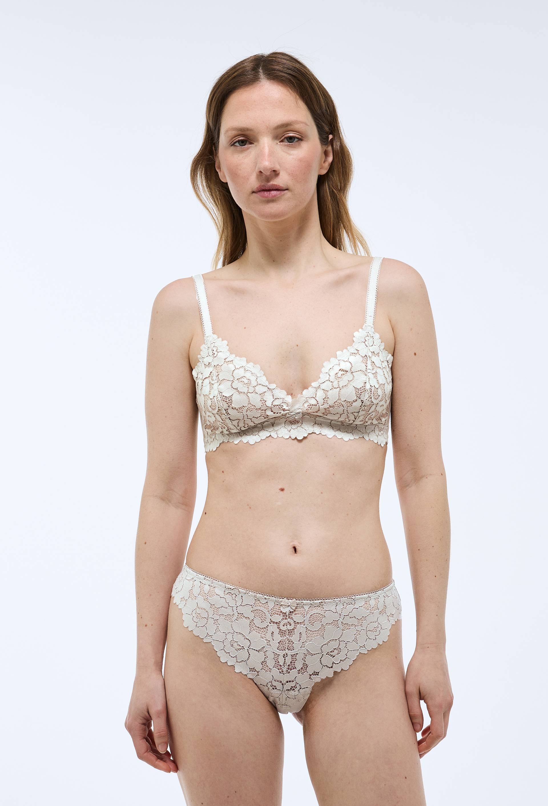 Tanga CAMILLE en dentelle, Ecru, swatch image