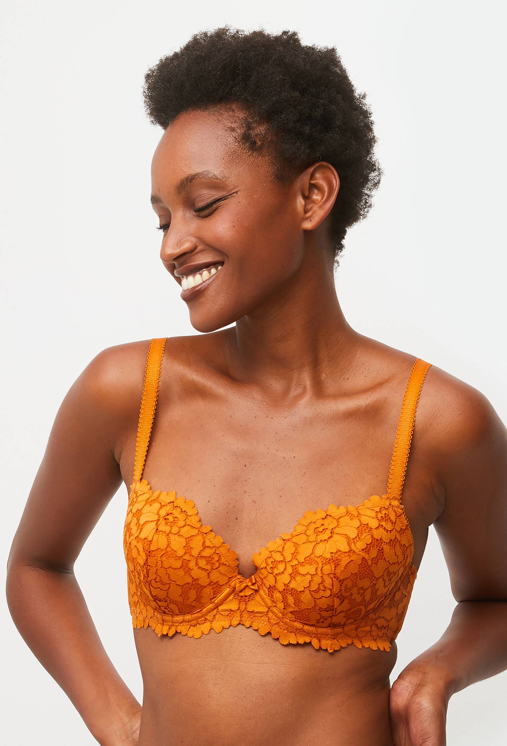 Soutien-gorge corbeille paddé CAMILLE en dentelle, Bleu, large image number 0.0
