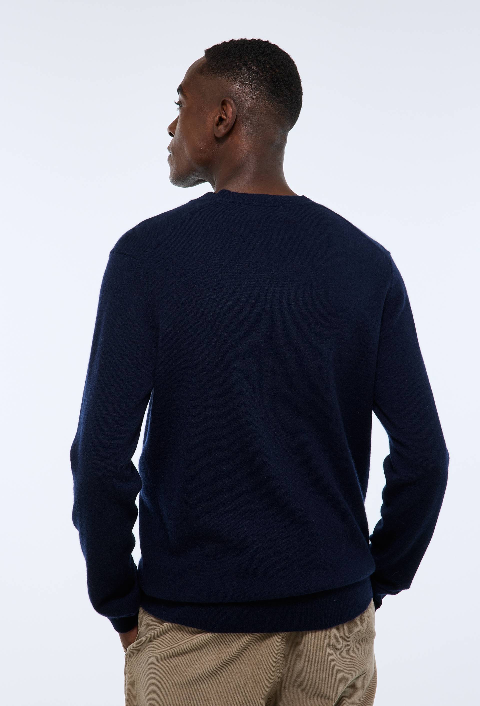 Pull col V en 100% cachemire, Bleu fonc&eacute;, large image number 1