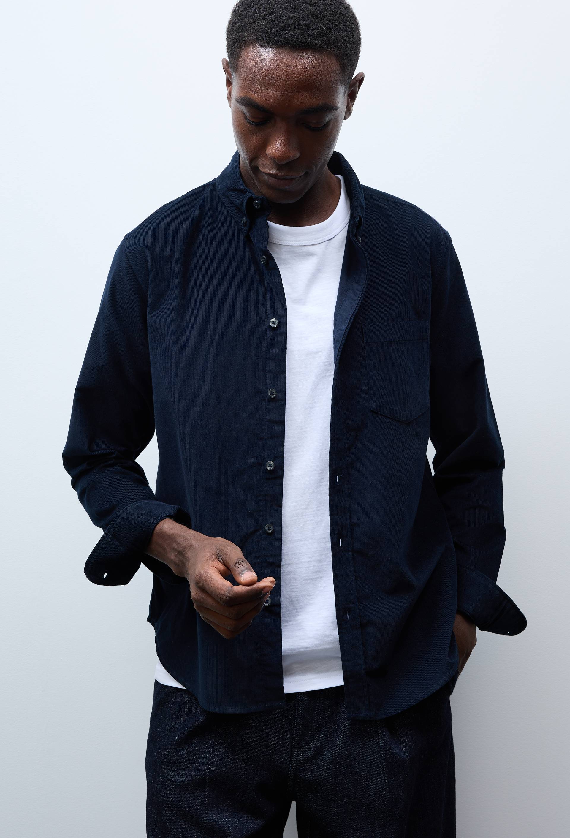 Chemise manches longues velours en coton BIO GOTS, Bleu fonc&eacute;, large image number 0.0