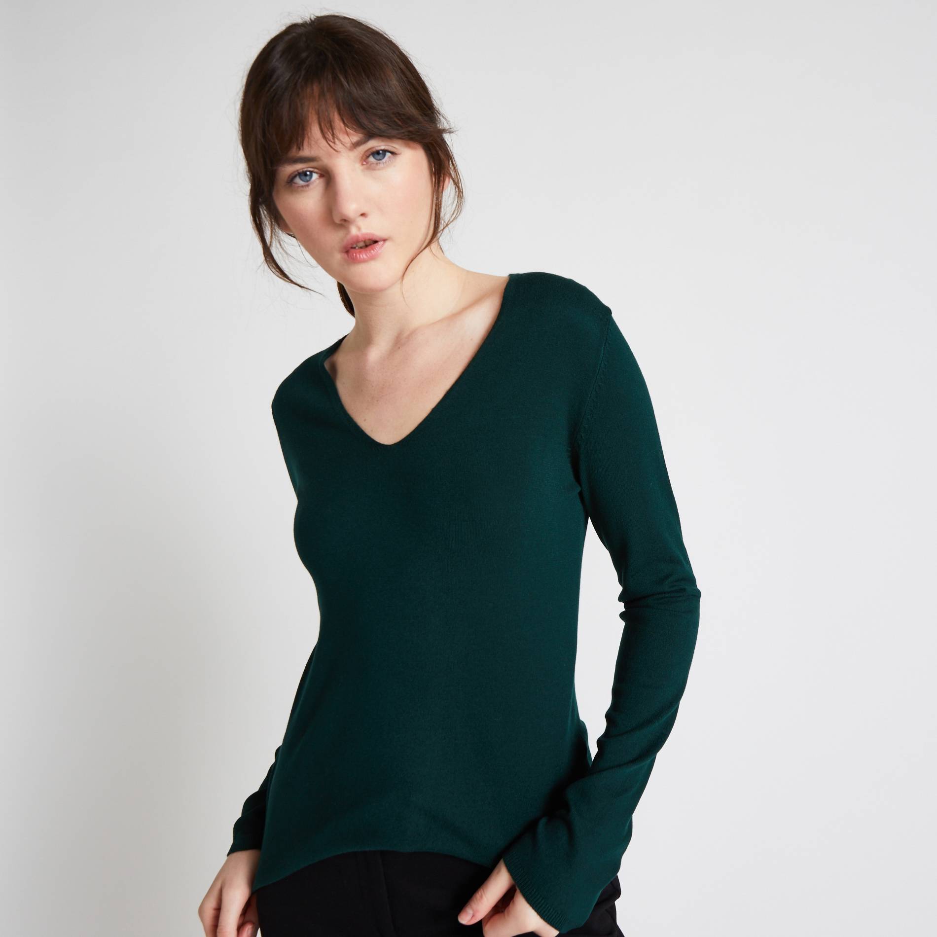 Pull col V uni, Vert foncé, swatch image