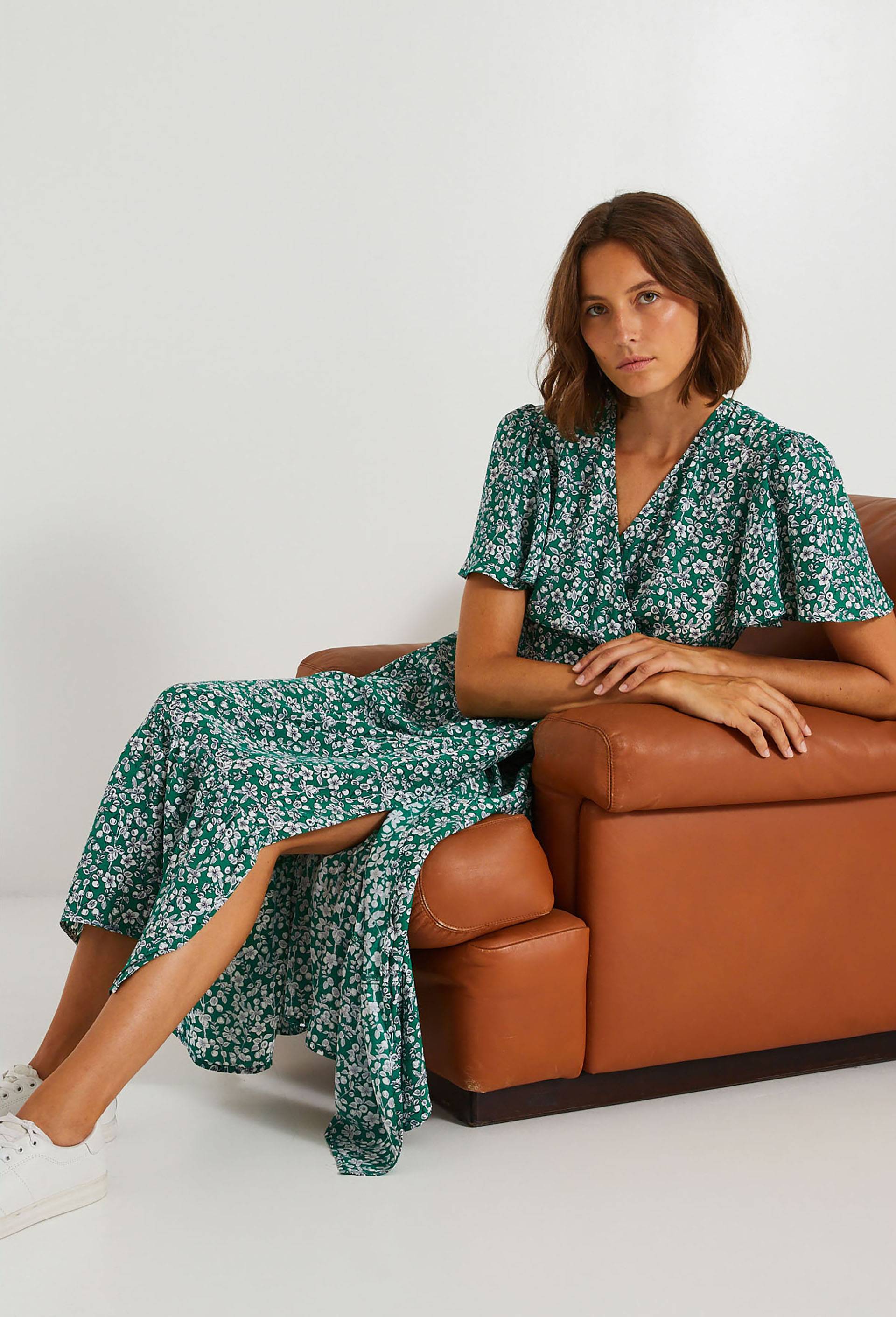 Robe Col V, Vert, large image number 0.0