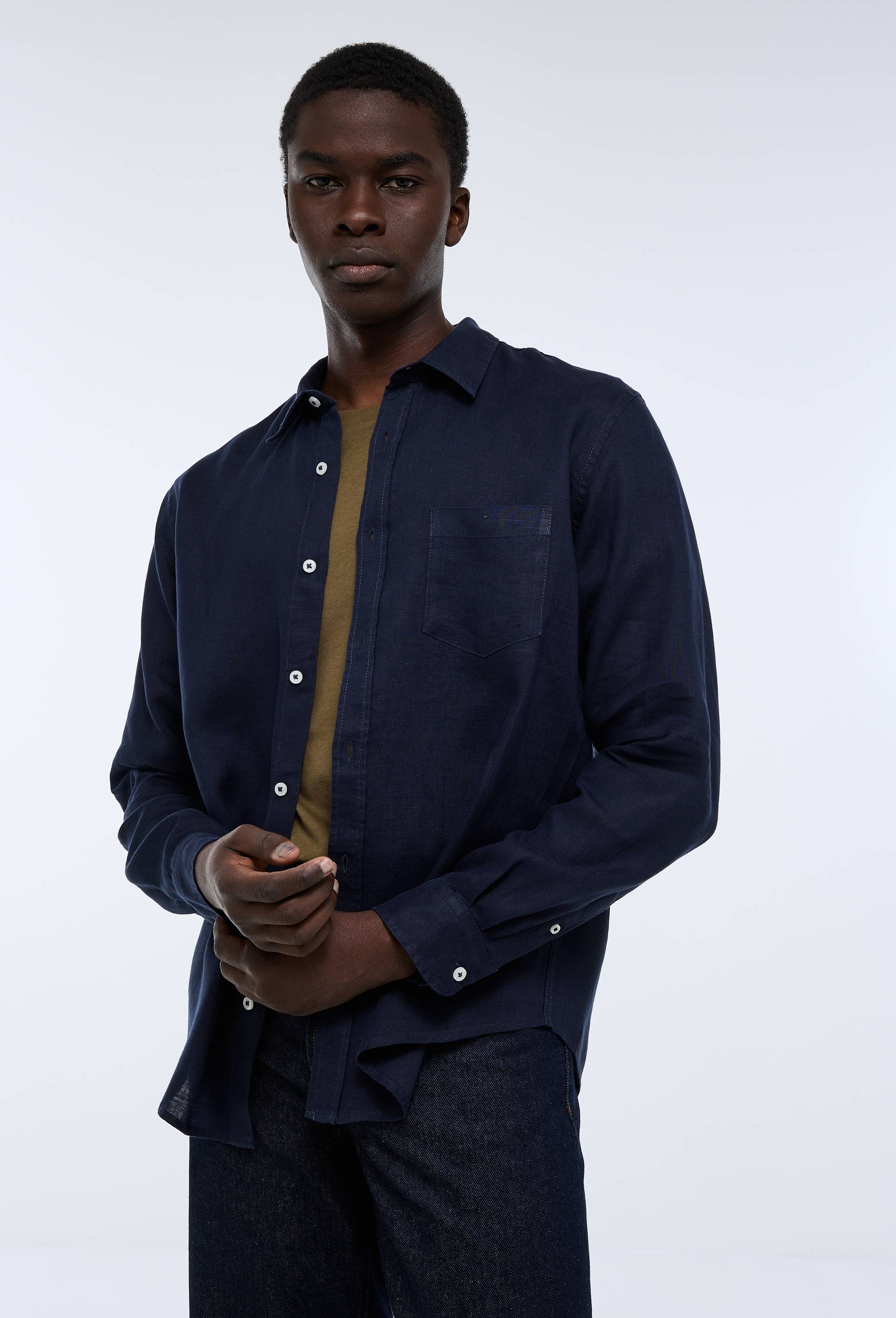 Chemise manches longues en lin, Bleu fonc&eacute;, large image number 0