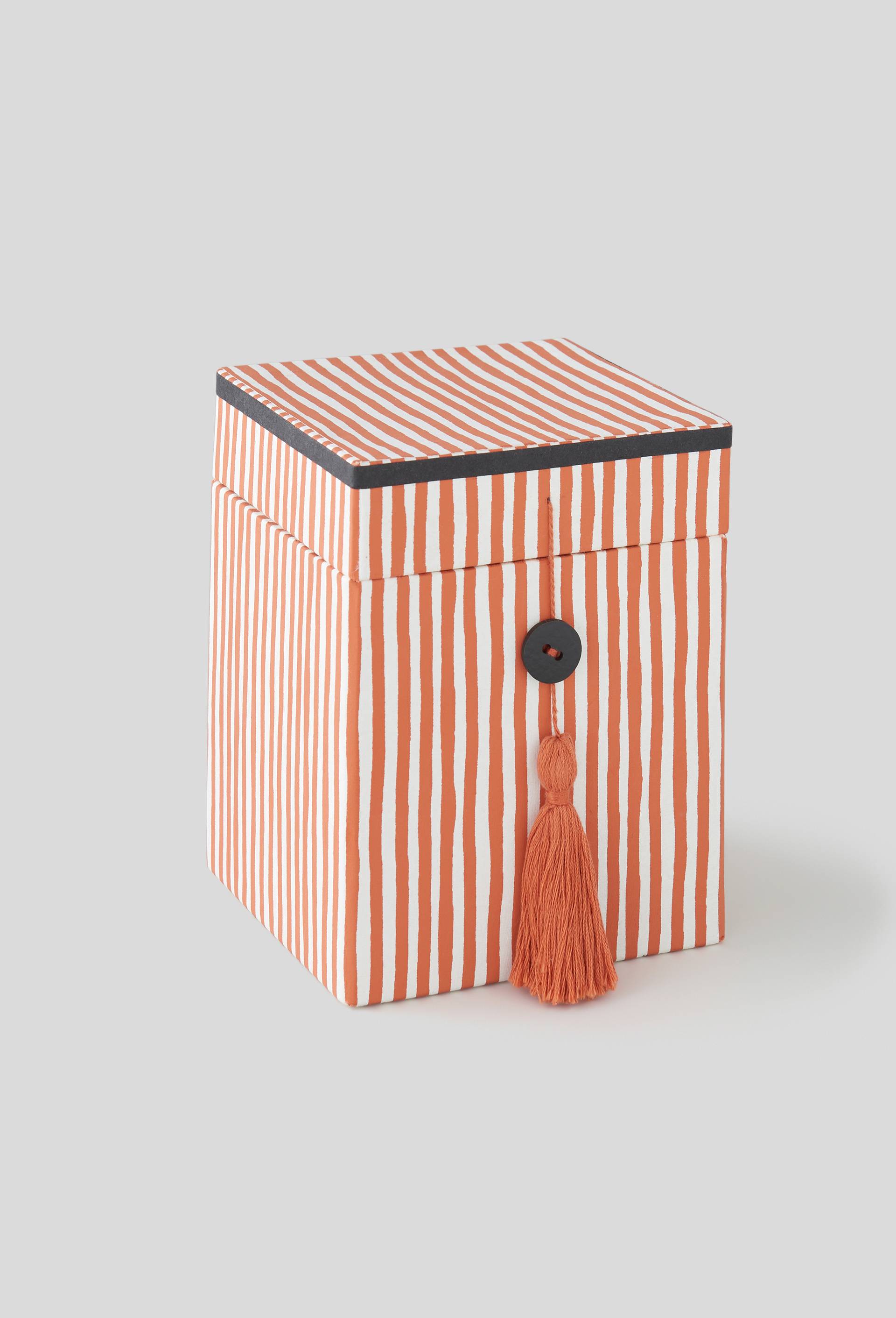 Boîte tour, 11,5x11,5x15cm, carton, Rouge, large image number 0.0