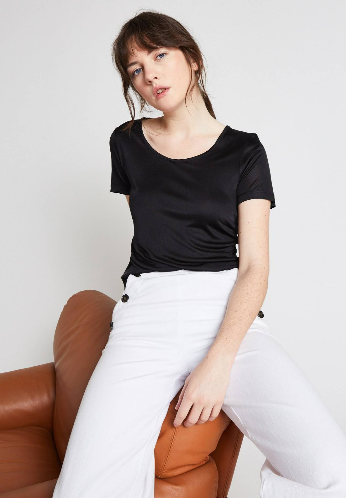 T-shirt manches courtes en viscose et soie, Noir, large image number 3