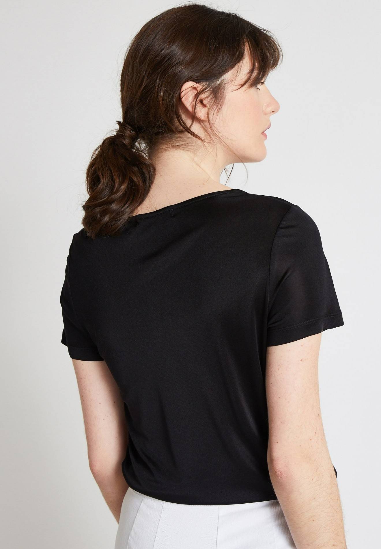 T-shirt manches courtes en viscose et soie, Noir, large image number 4