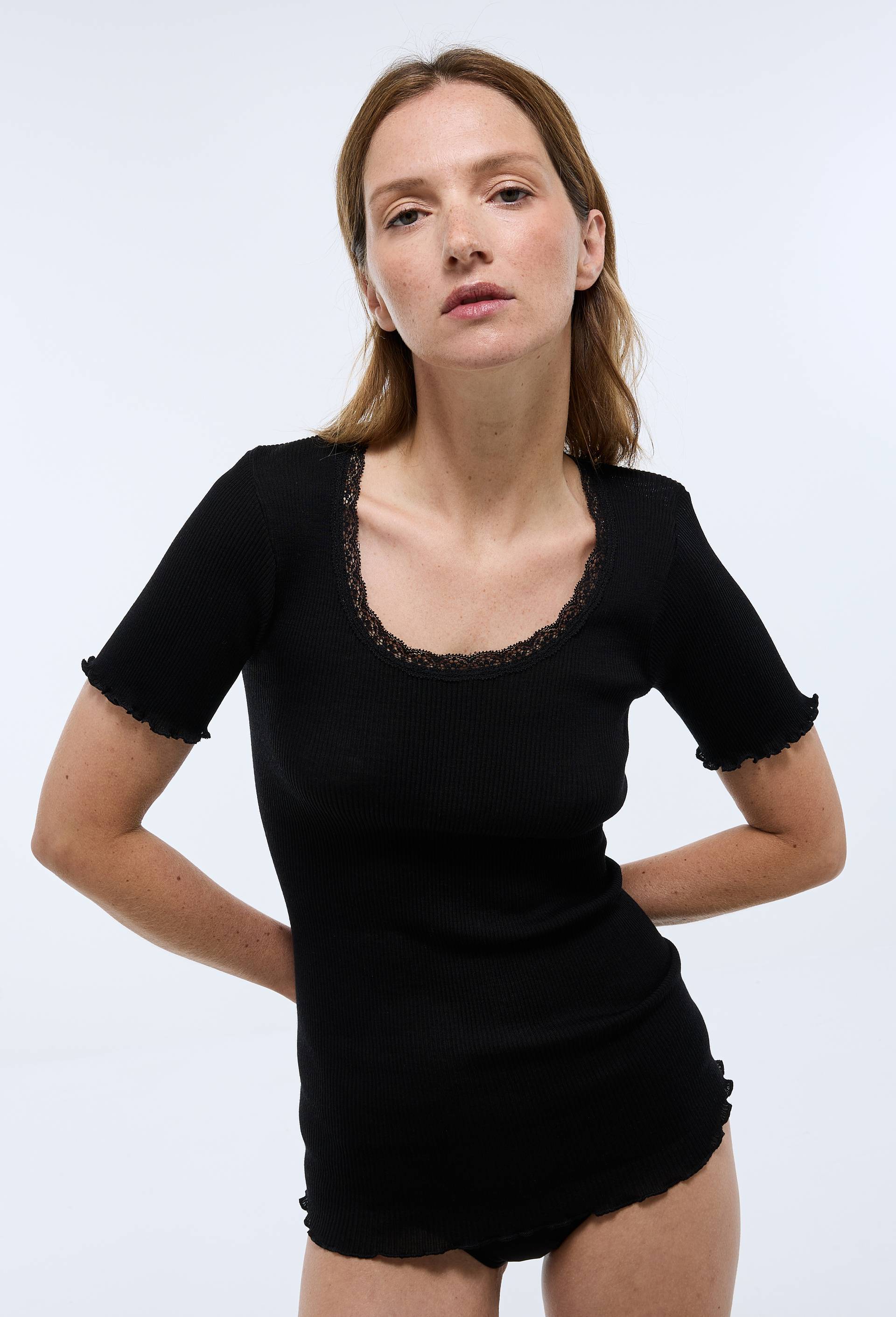 T-shirt manches courtes en laine et soie avec dentelle, Noir, large image number 0