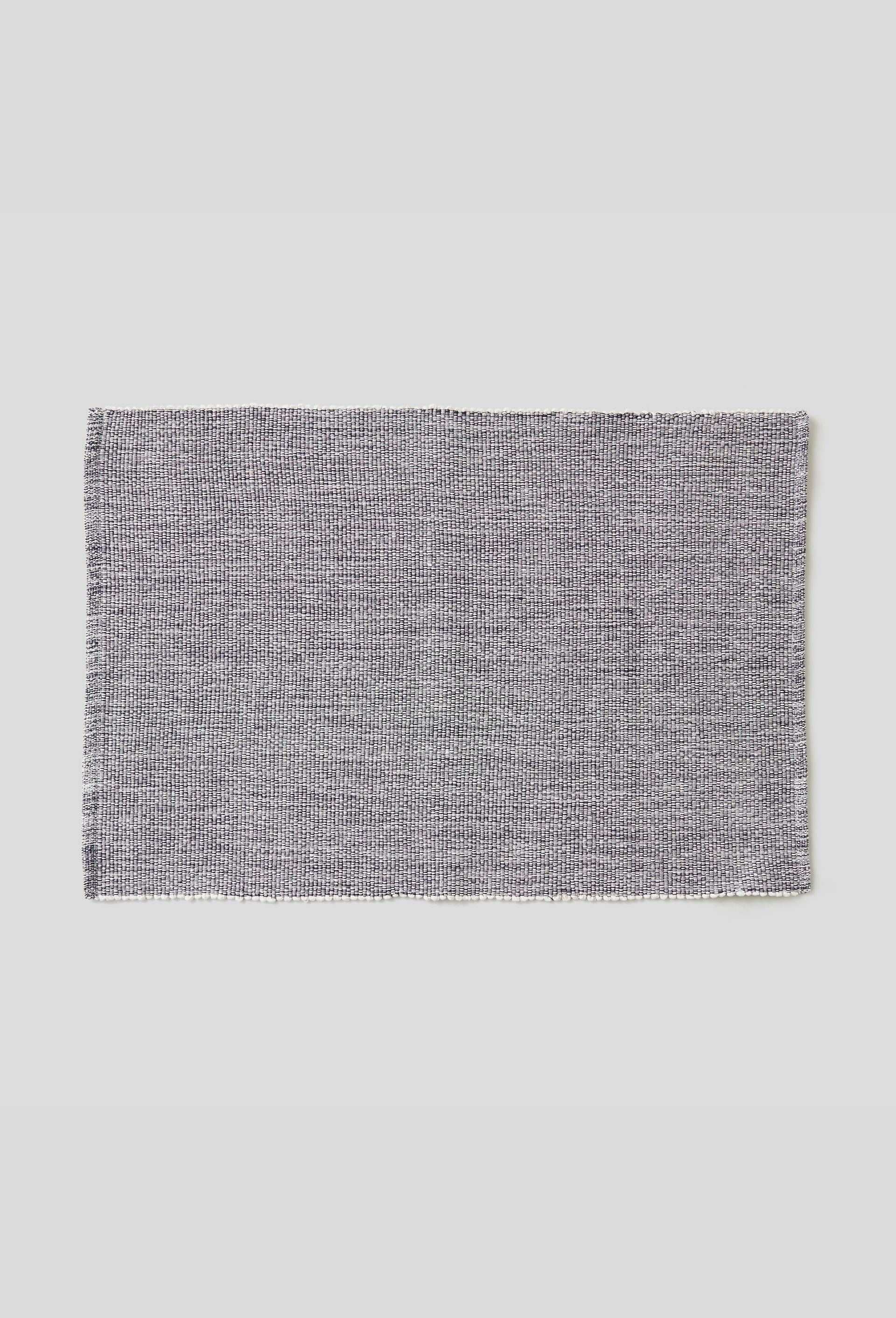 Tapis pointillé, 60x90cm, coton, Bleu foncé, large image number 0.0