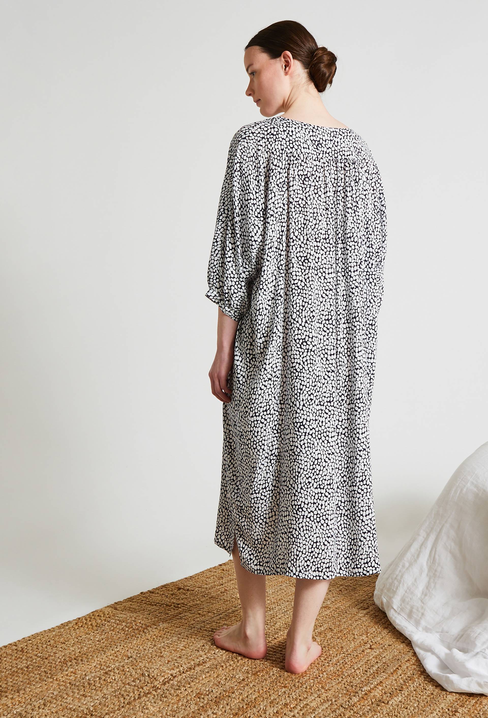 Chemise de nuit large en viscose ECOVERO, Bleu foncé, large image number 1.0