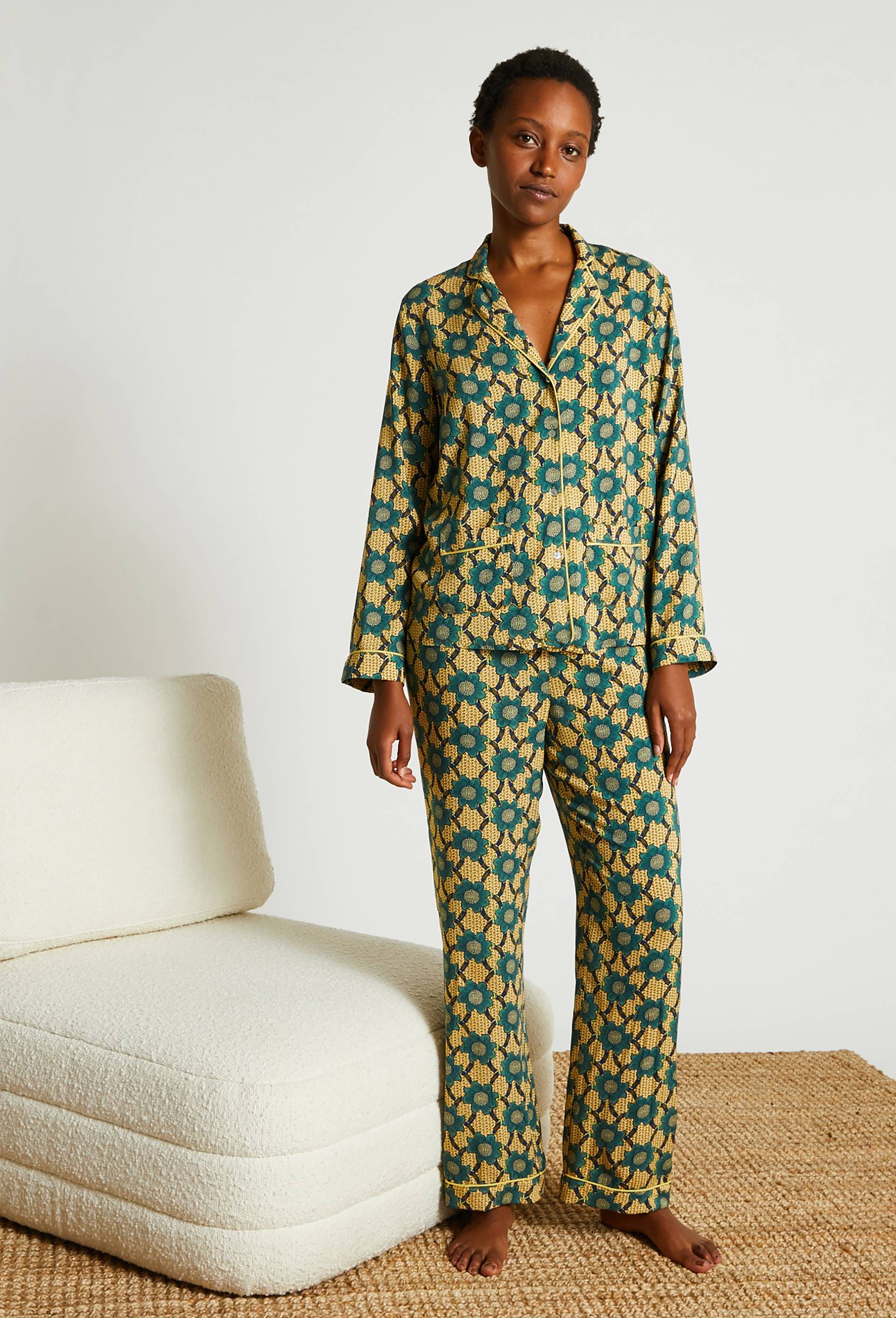 Pyjama col tailleur en viscose ECOVERO, Vert, large image number 0.0