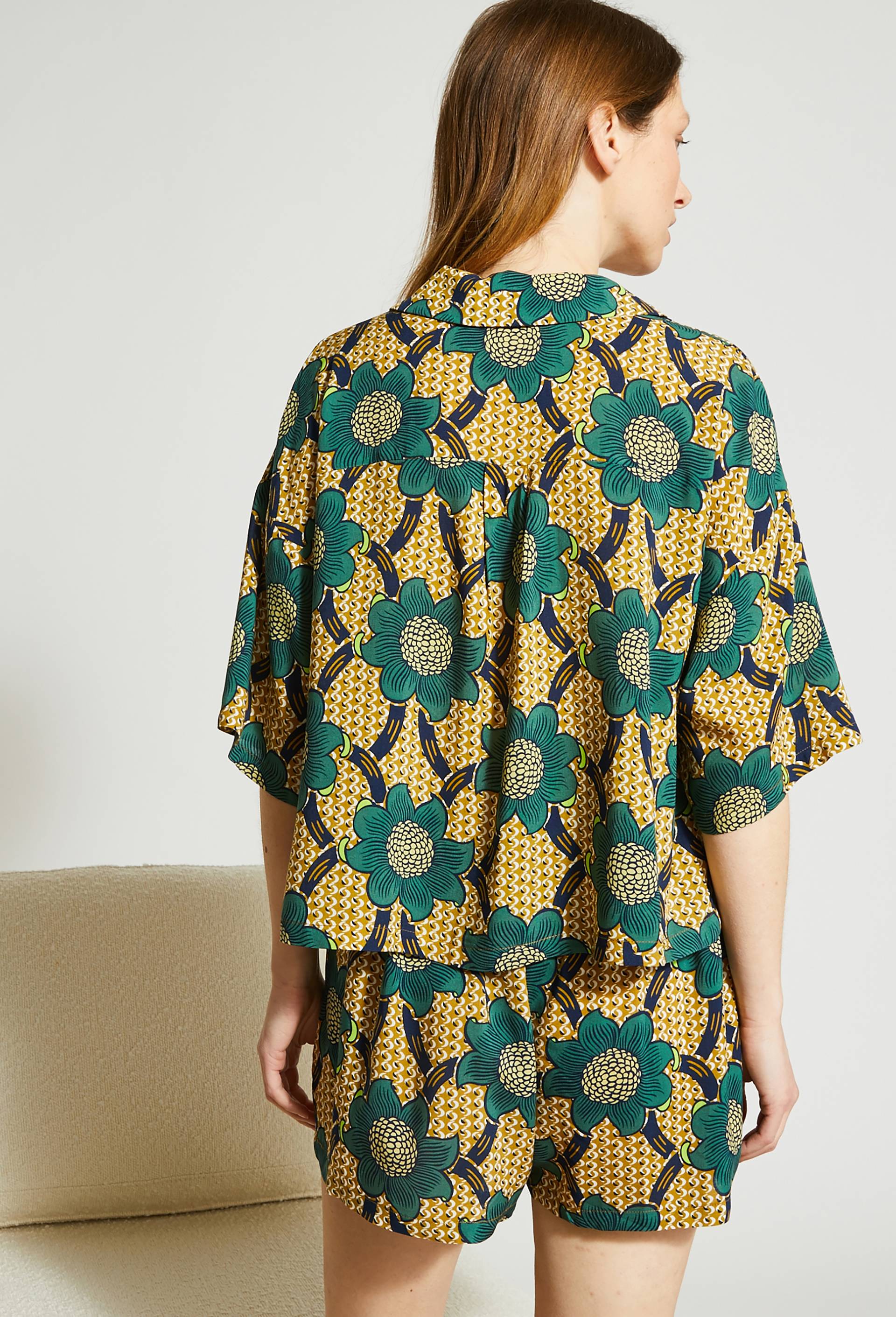 Pyjashort col tailleur en viscose ECOVERO, Vert, large image number 1.0