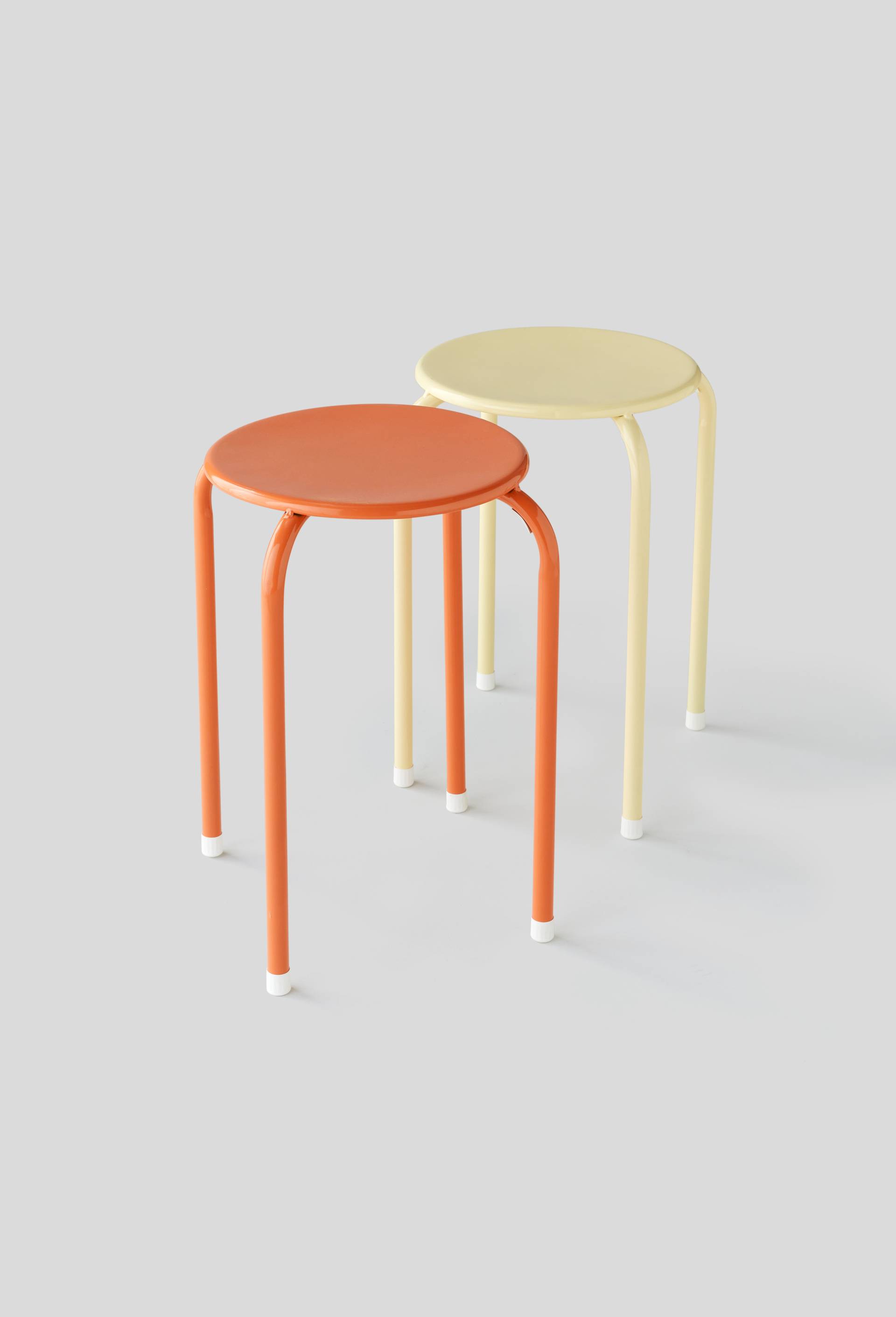 Tabouret empilable, 2 modèles, Orange clair, large image number 1