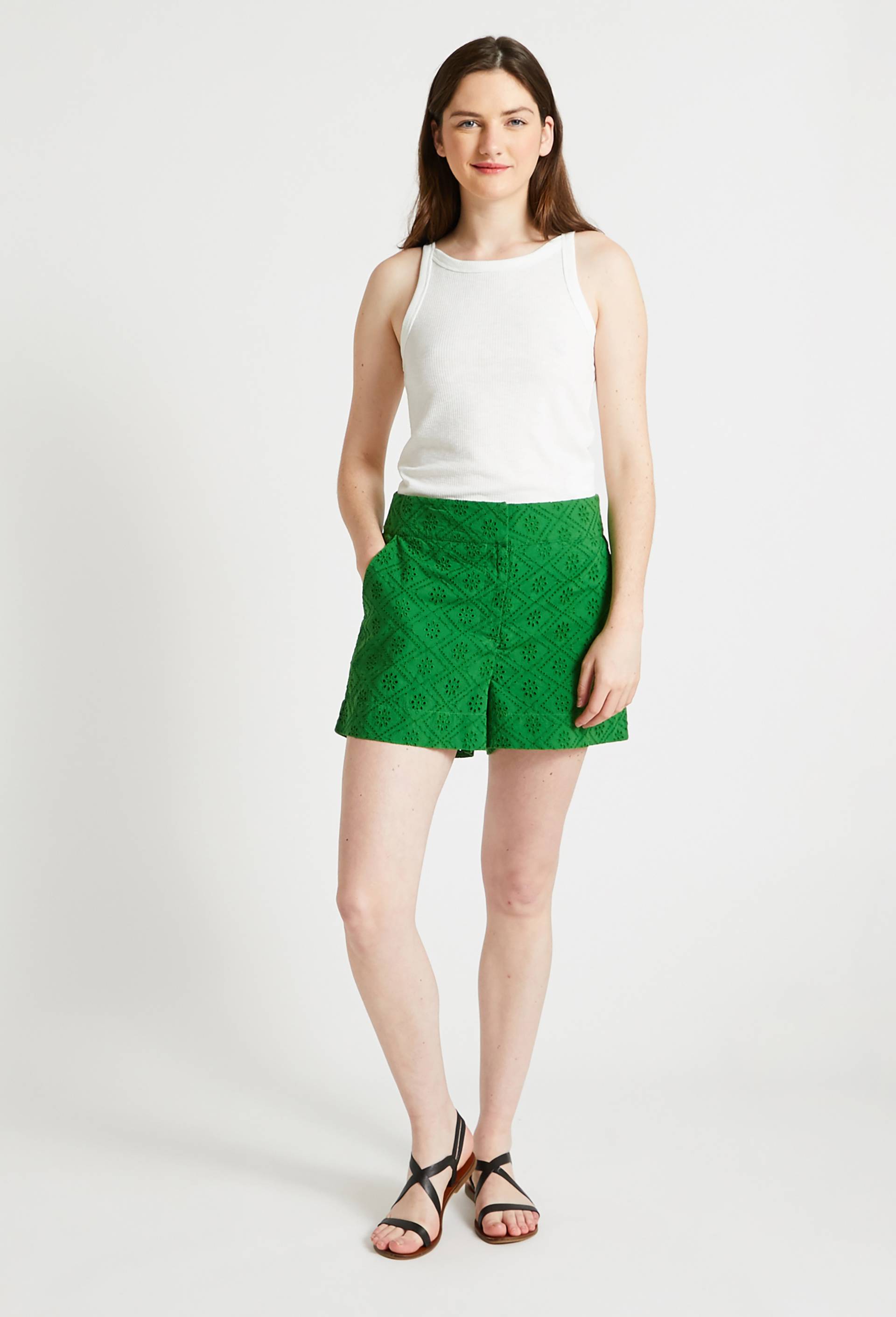 Short brodé, Oeko-Tex, Vert, large image number 0