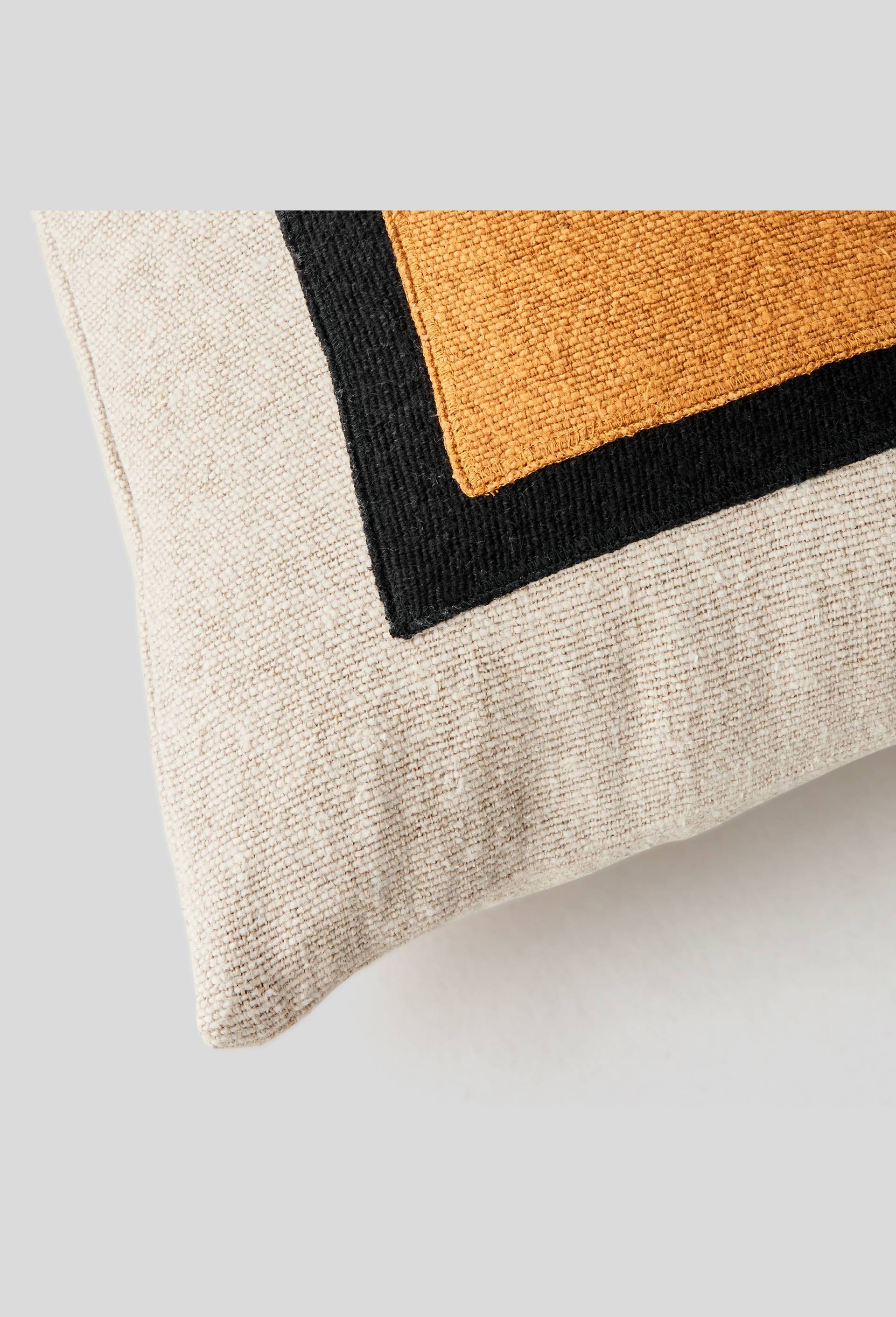 Coussin tricolore, Noir, large image number 1