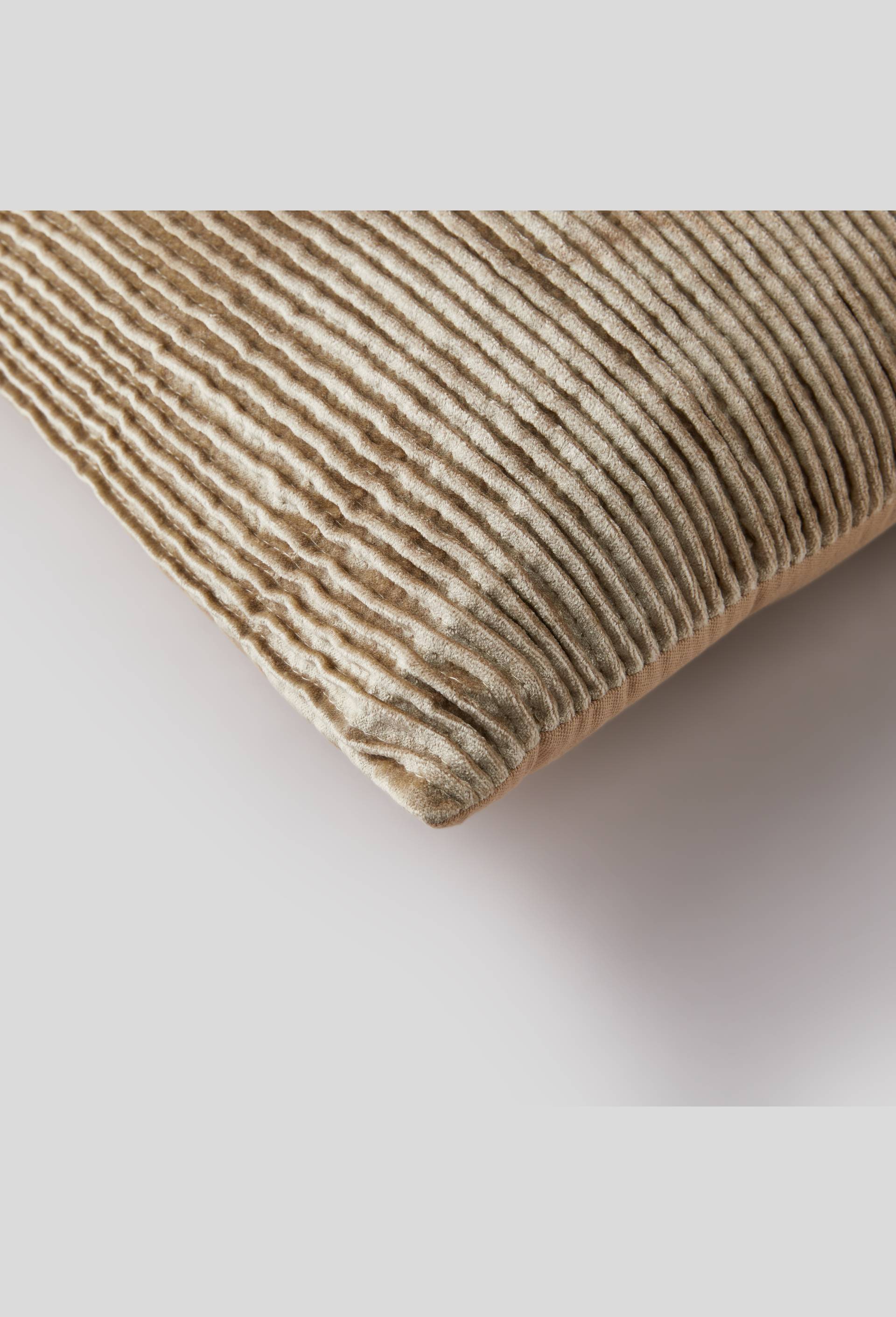 Coussin en velours ondulé, Gris, large image number 1.0