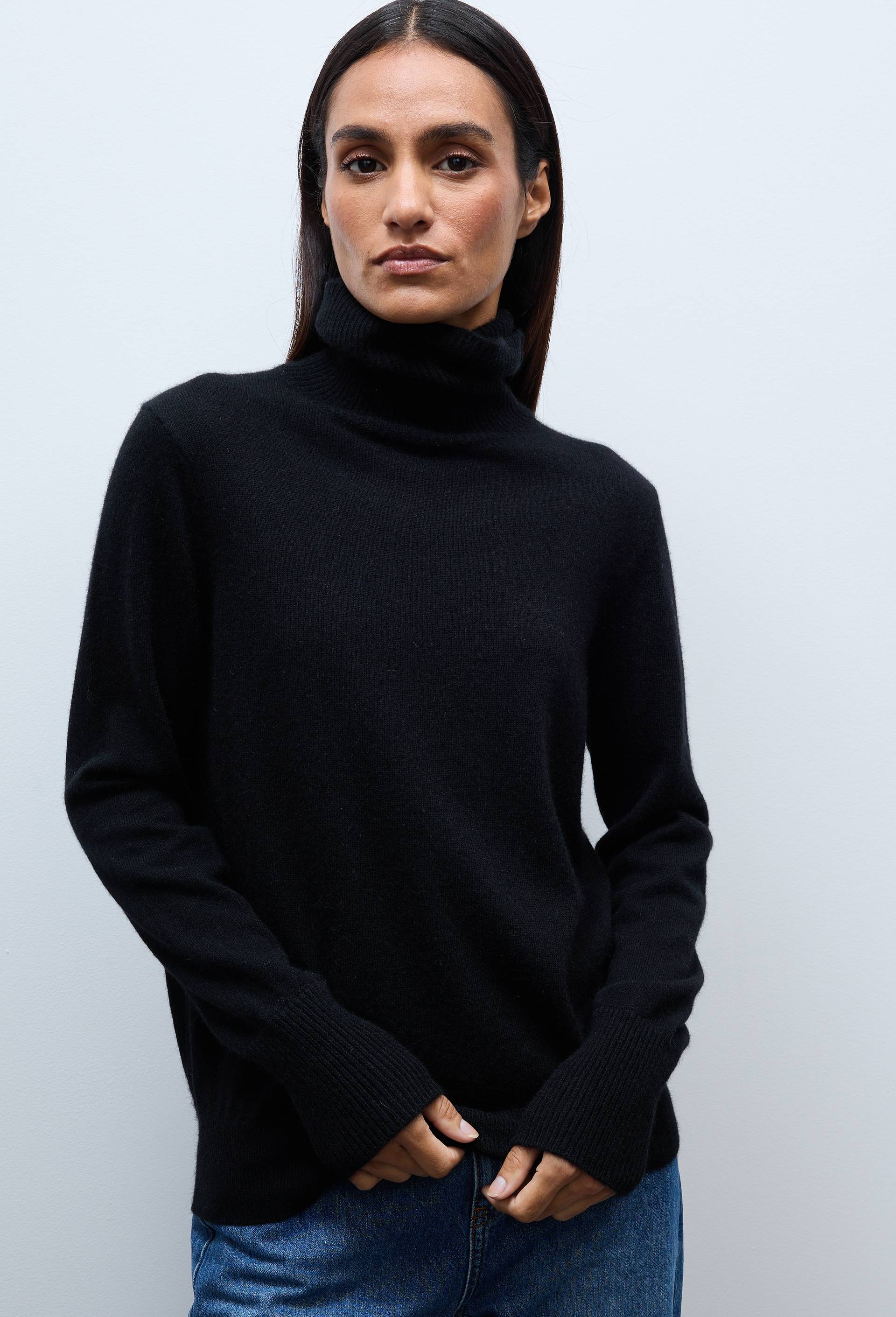 Pull uni col roul&eacute; en 100% cachemire, Noir, swatch image