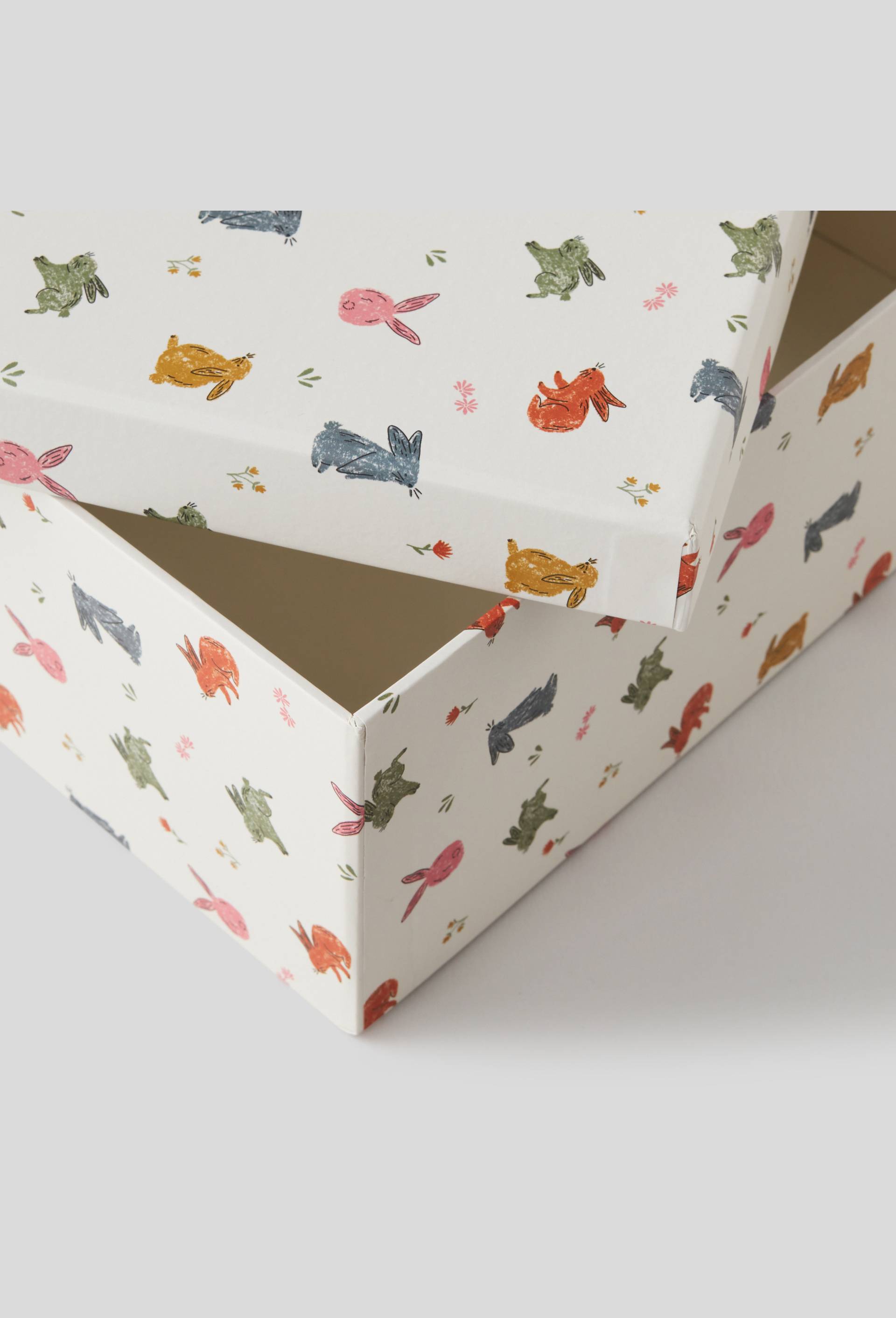 Box A5 girl, Ecru, large image number 1.0