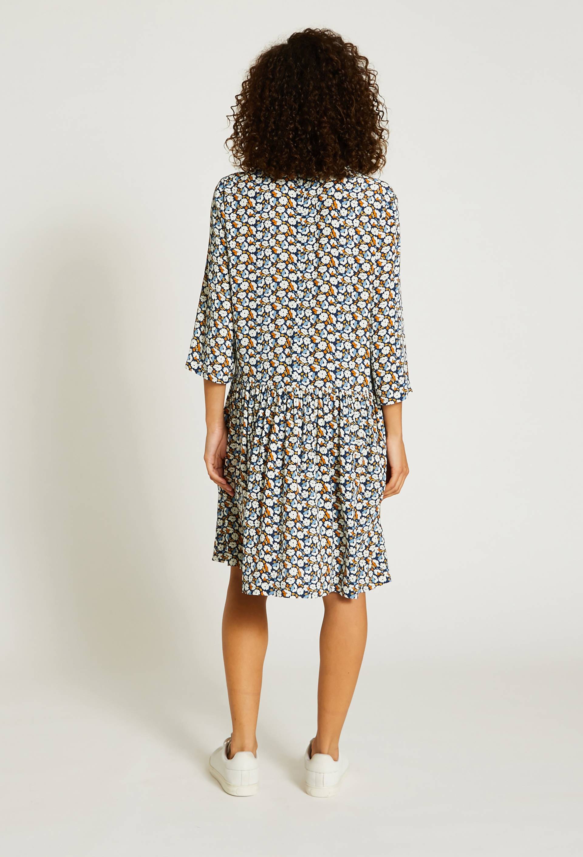 Robe housse imprimée en viscose, Bleu foncé, large image number 1.0